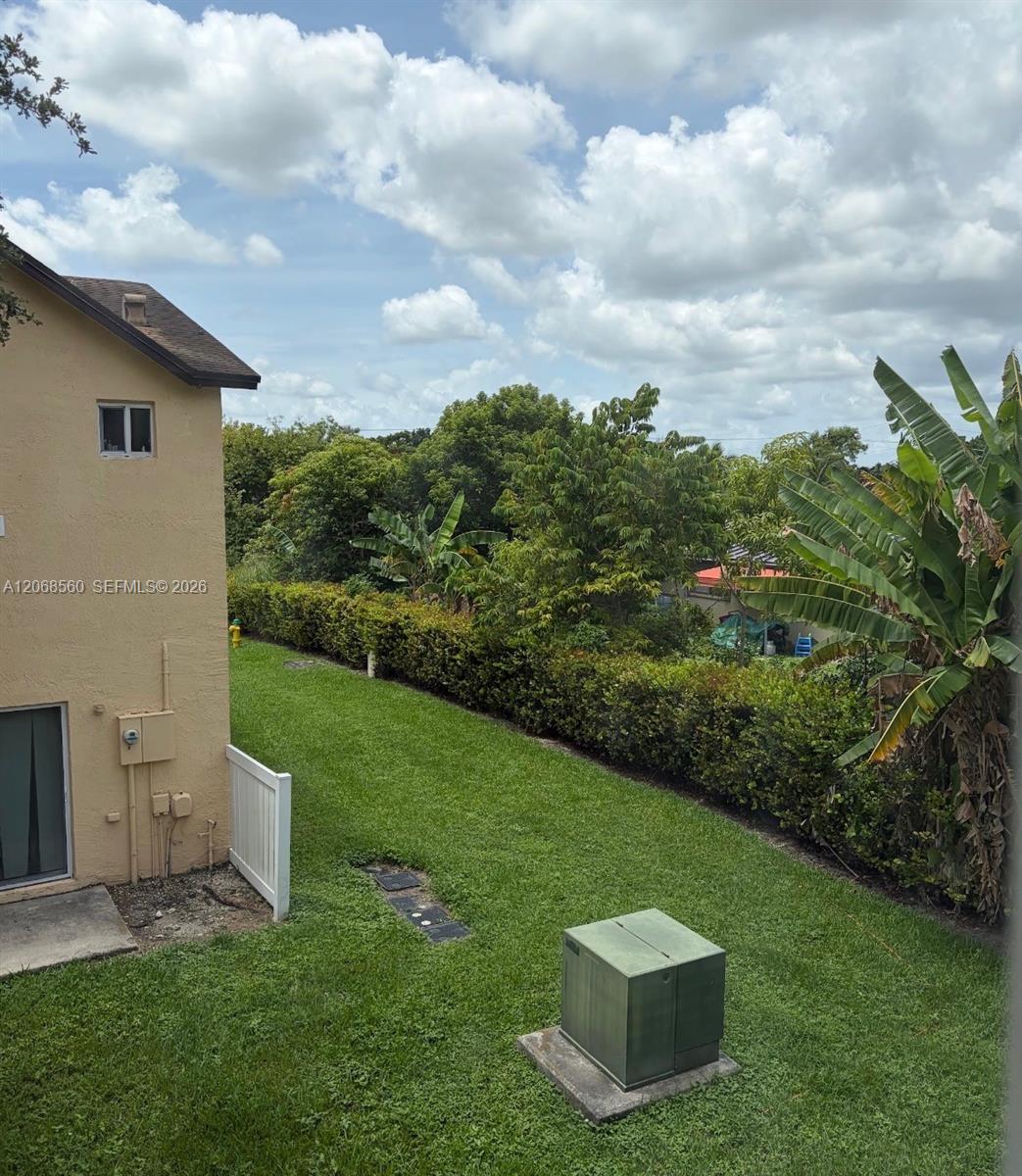 6623 Winfield Blvd # 4 — Photo 2