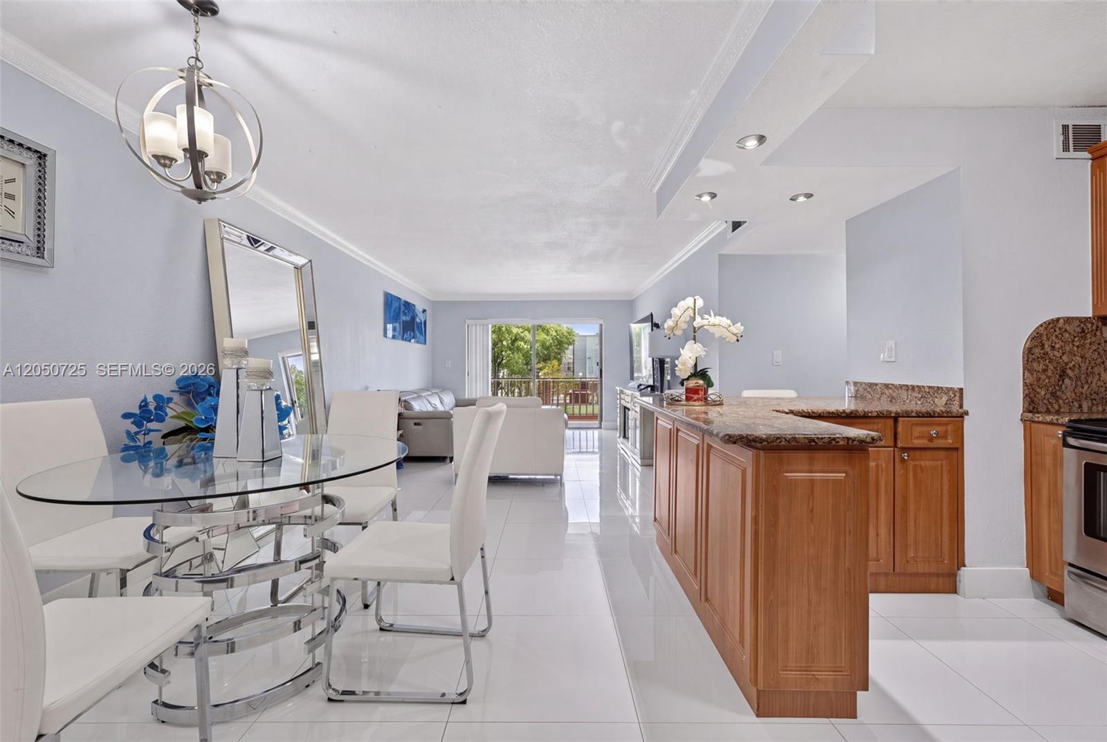 6195 W 18th Ave # G212, Hialeah FL 33012