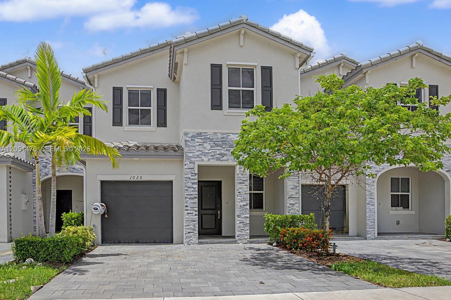 1020 SE 26th Ter, Homestead FL 33035