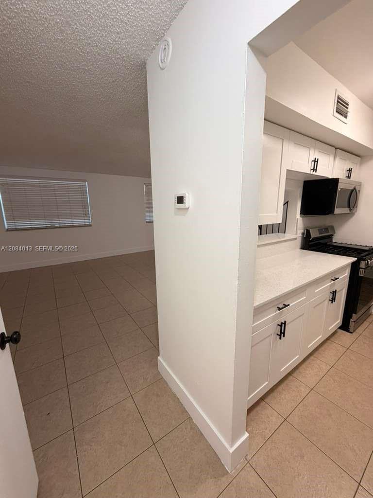 1255 W 53rd St # 202 — Photo 5