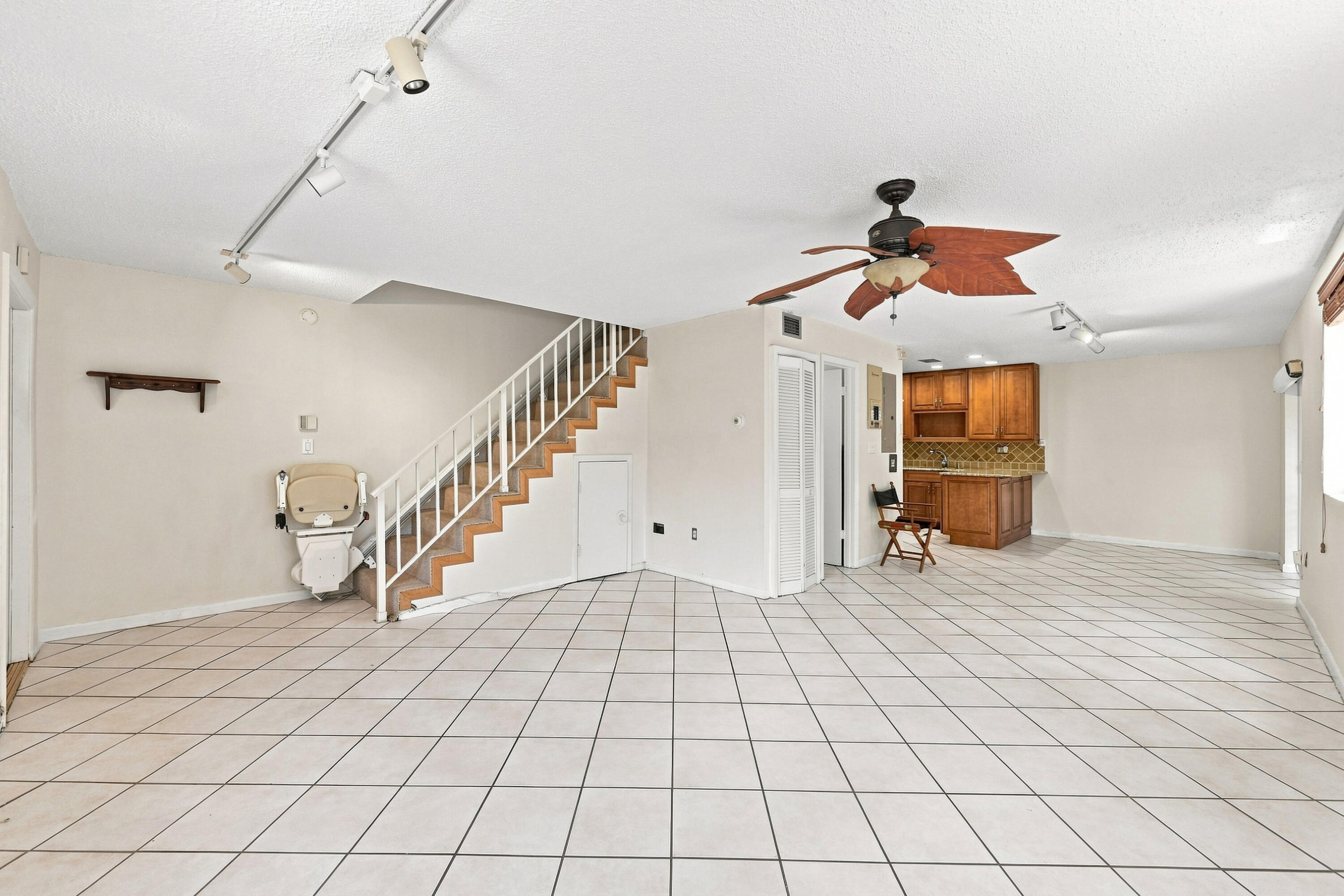3203 McDonald Street # 3203 — Photo 2