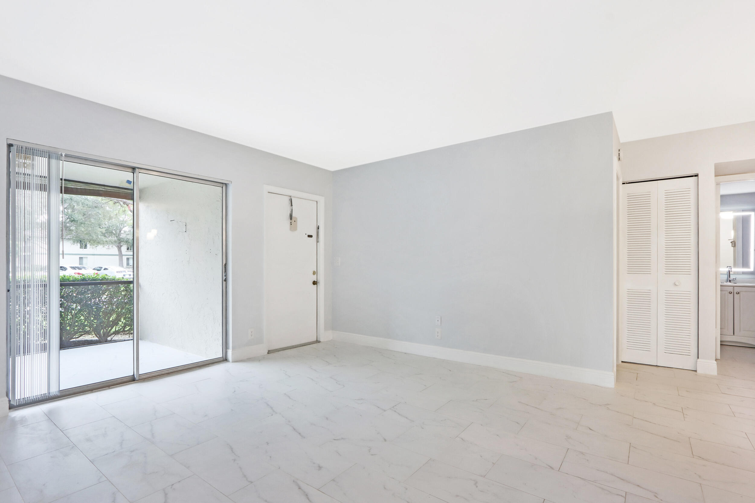 6313 CHASEWOOD Drive # B — Photo 3