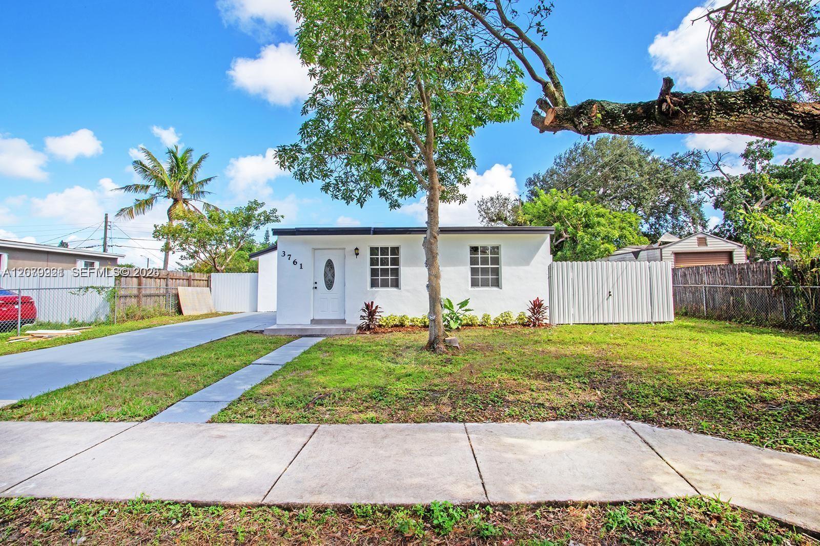 3761 SW 45th Avr # 0, West Park FL 33023