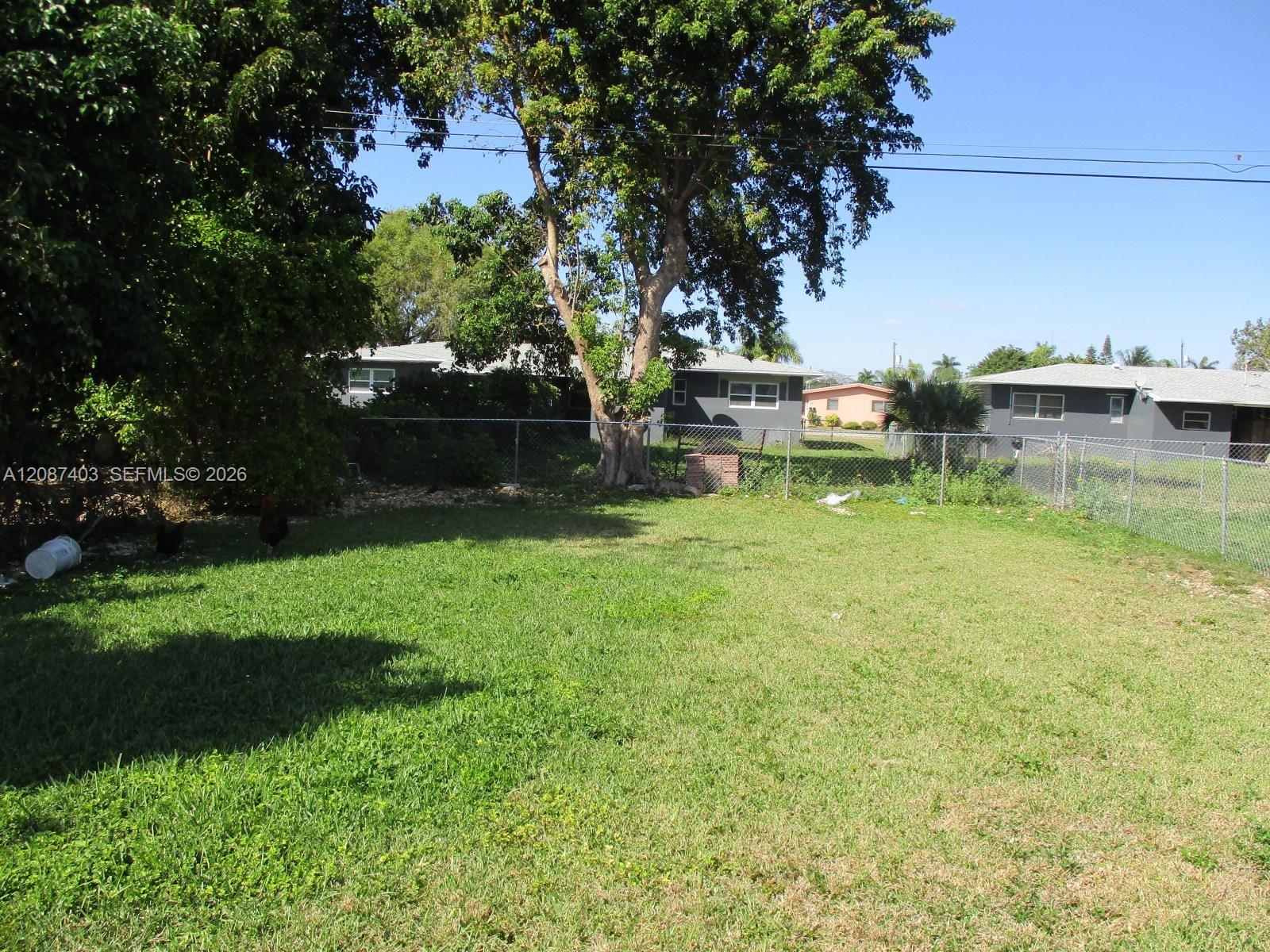 765 NW 12th St — Photo 3