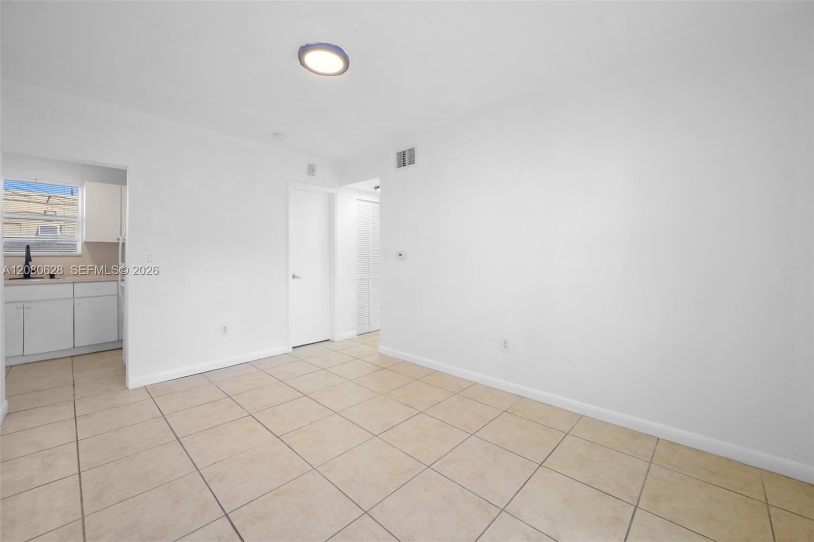 575 NE 82nd St # 15 — Photo 2