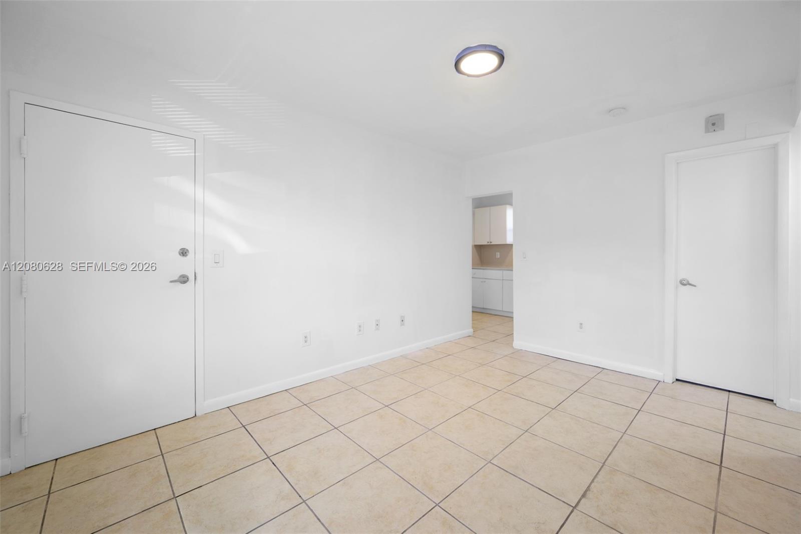 575 NE 82nd St # 15 — Photo 3