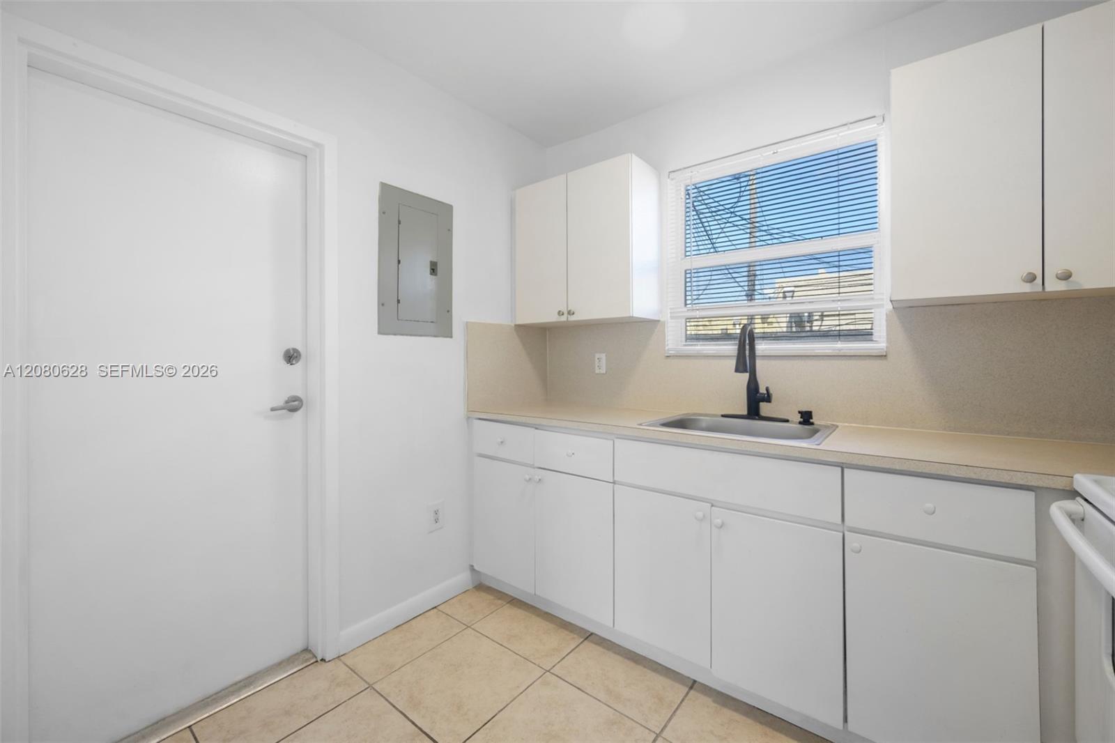 575 NE 82nd St # 15 — Photo 5