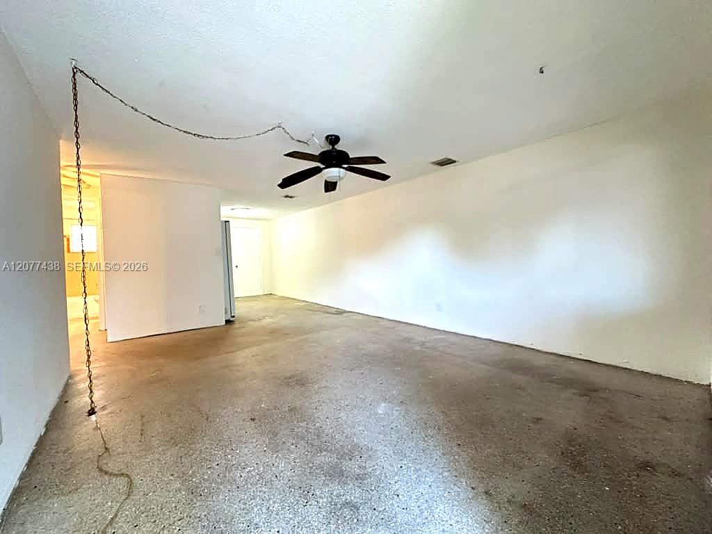 204 NW 8th Ave # 2 — Photo 2