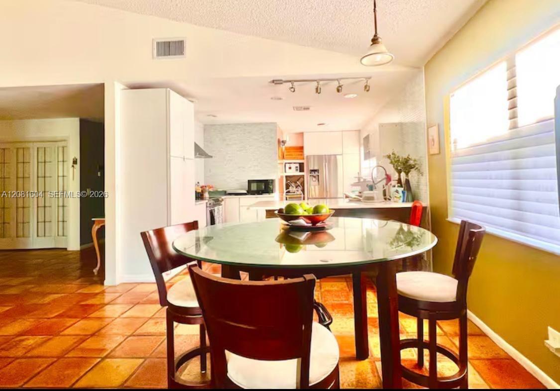 2957 Myrtle Oak Cir — Photo 4