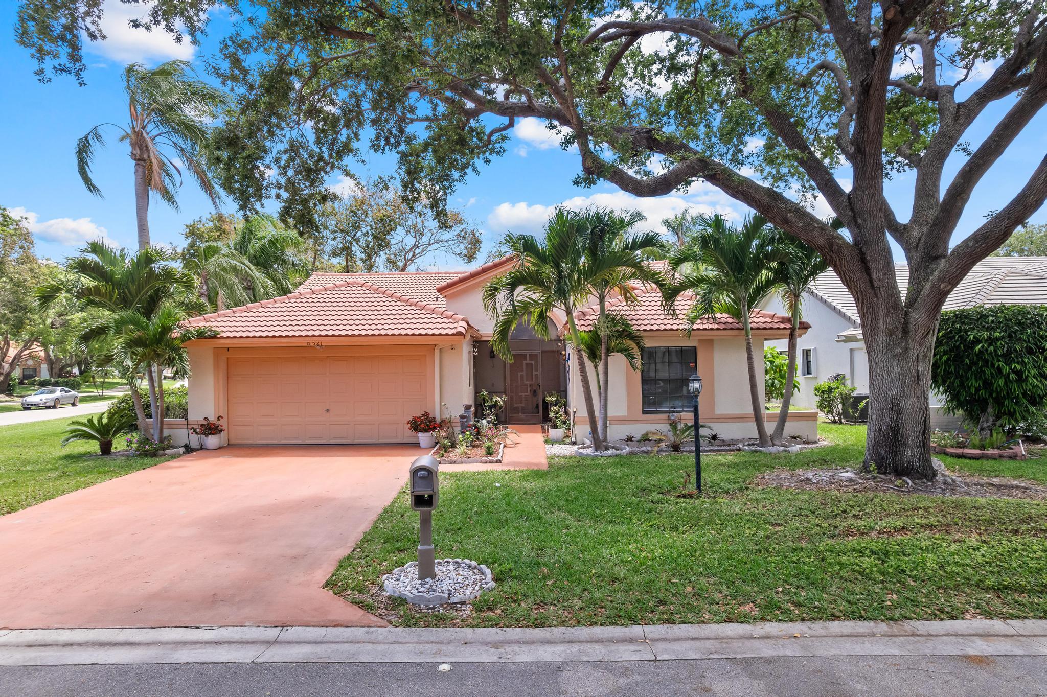 8521 Leeway Lane — Photo 3