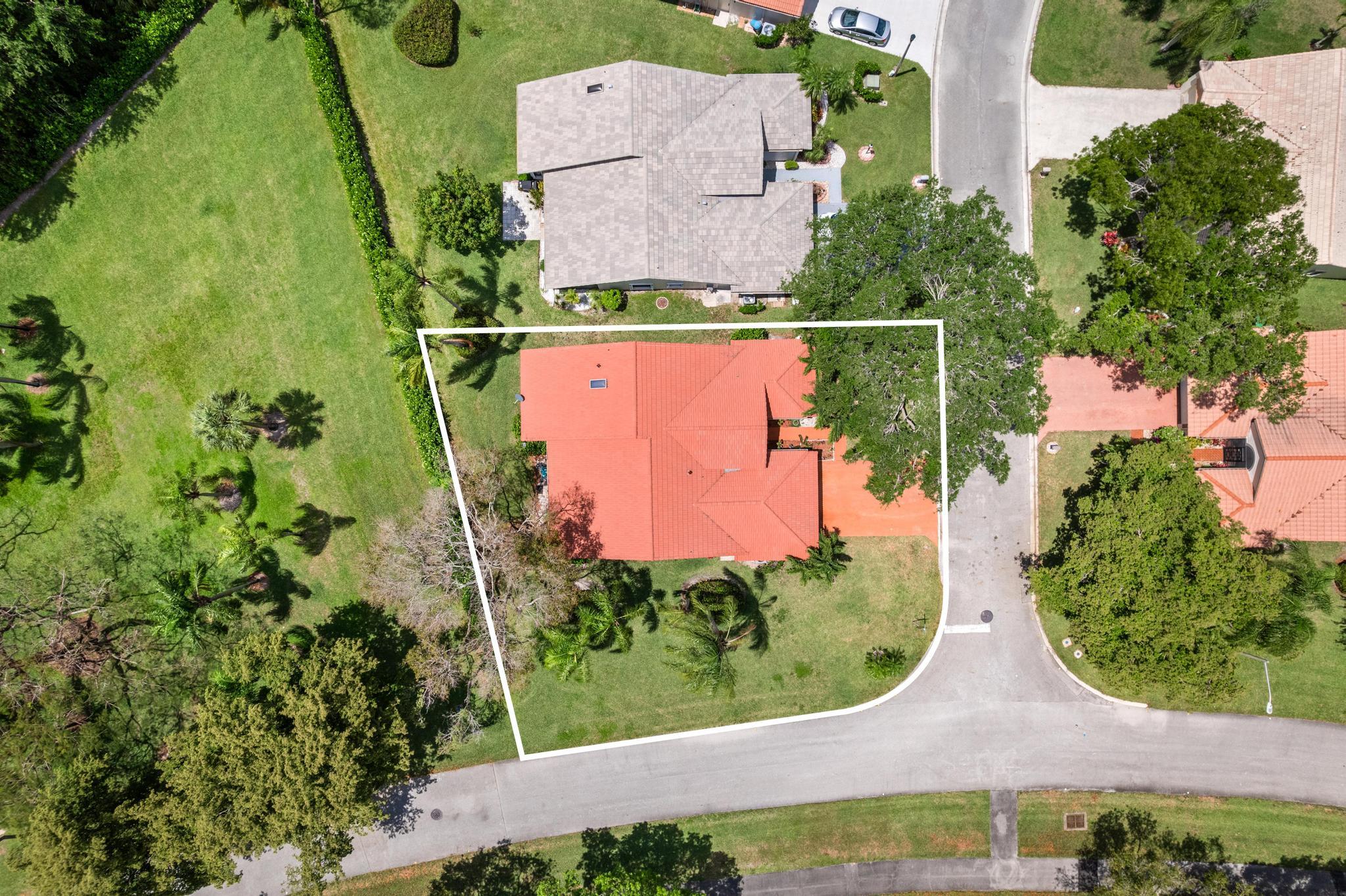 8521 Leeway Lane — Photo 4