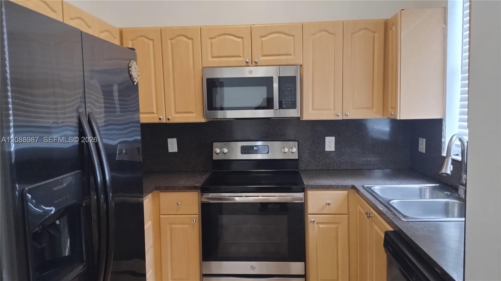 7965 W 33rd Ln # 7965 — Photo 3