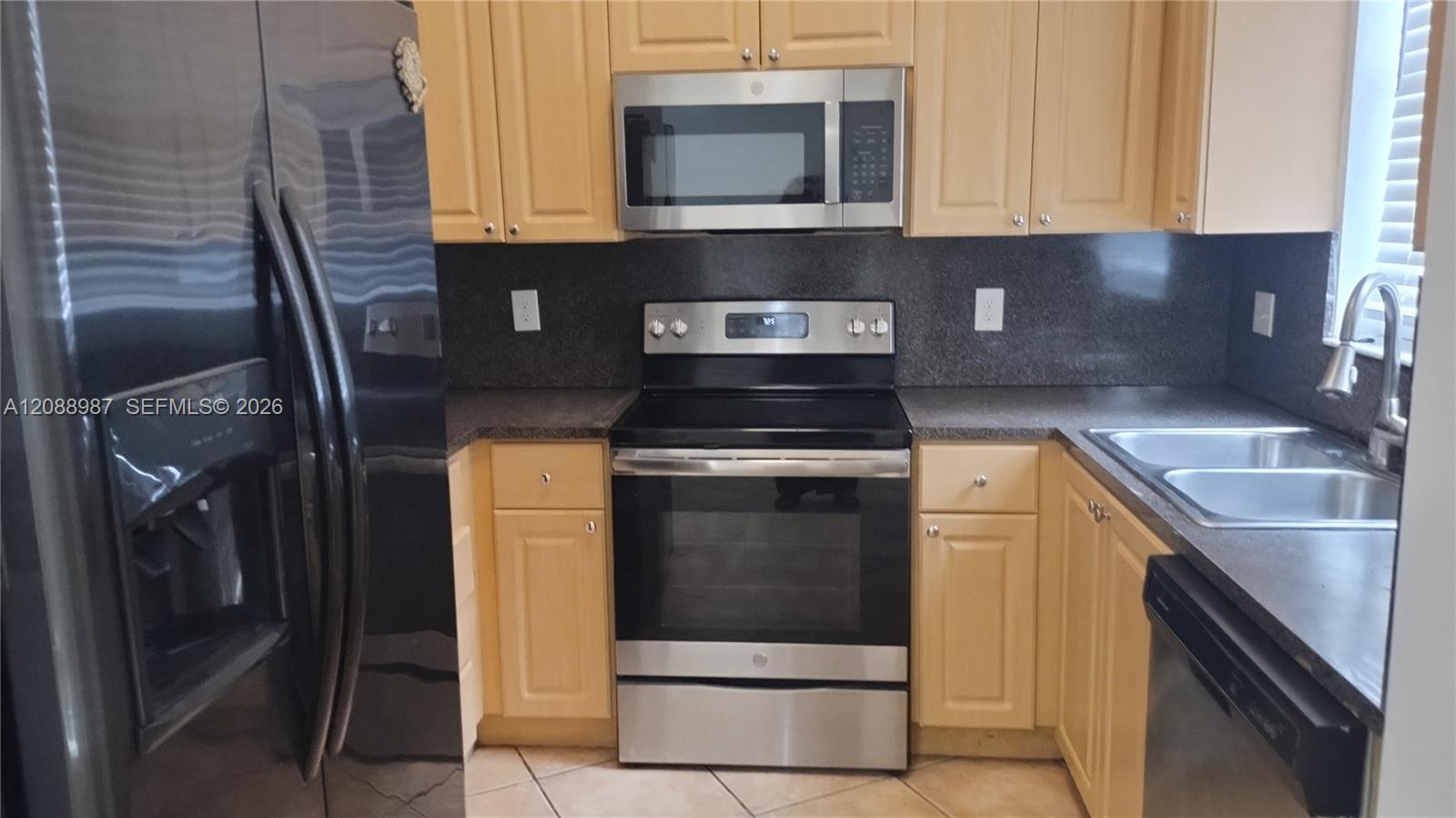 7965 W 33rd Ln # 7965 — Photo 4