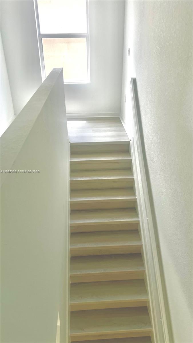 619 NE 4th St # 0 — Photo 4