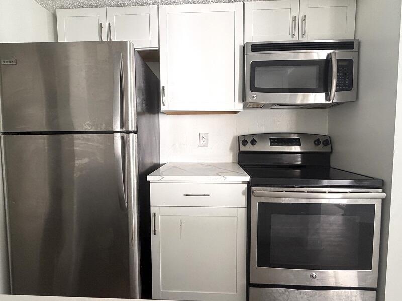 5612 ROCK ISLAND Road # 172 — Photo 4