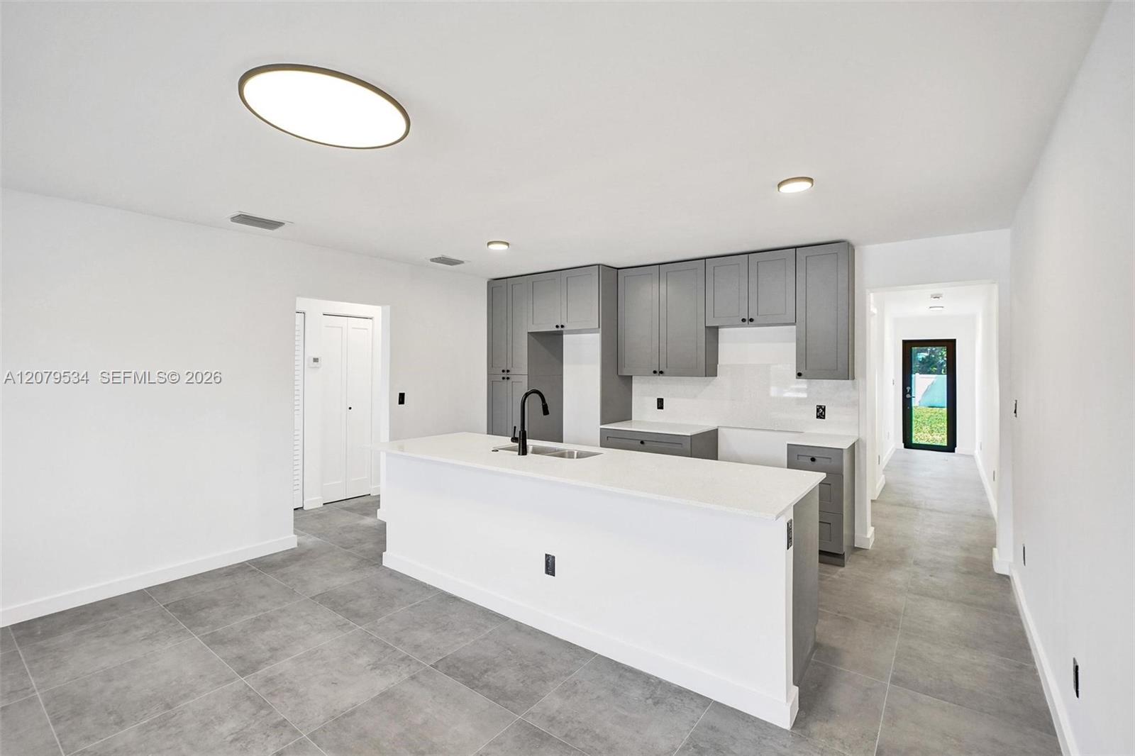 2255 NE 173rd St # 0 — Photo 3