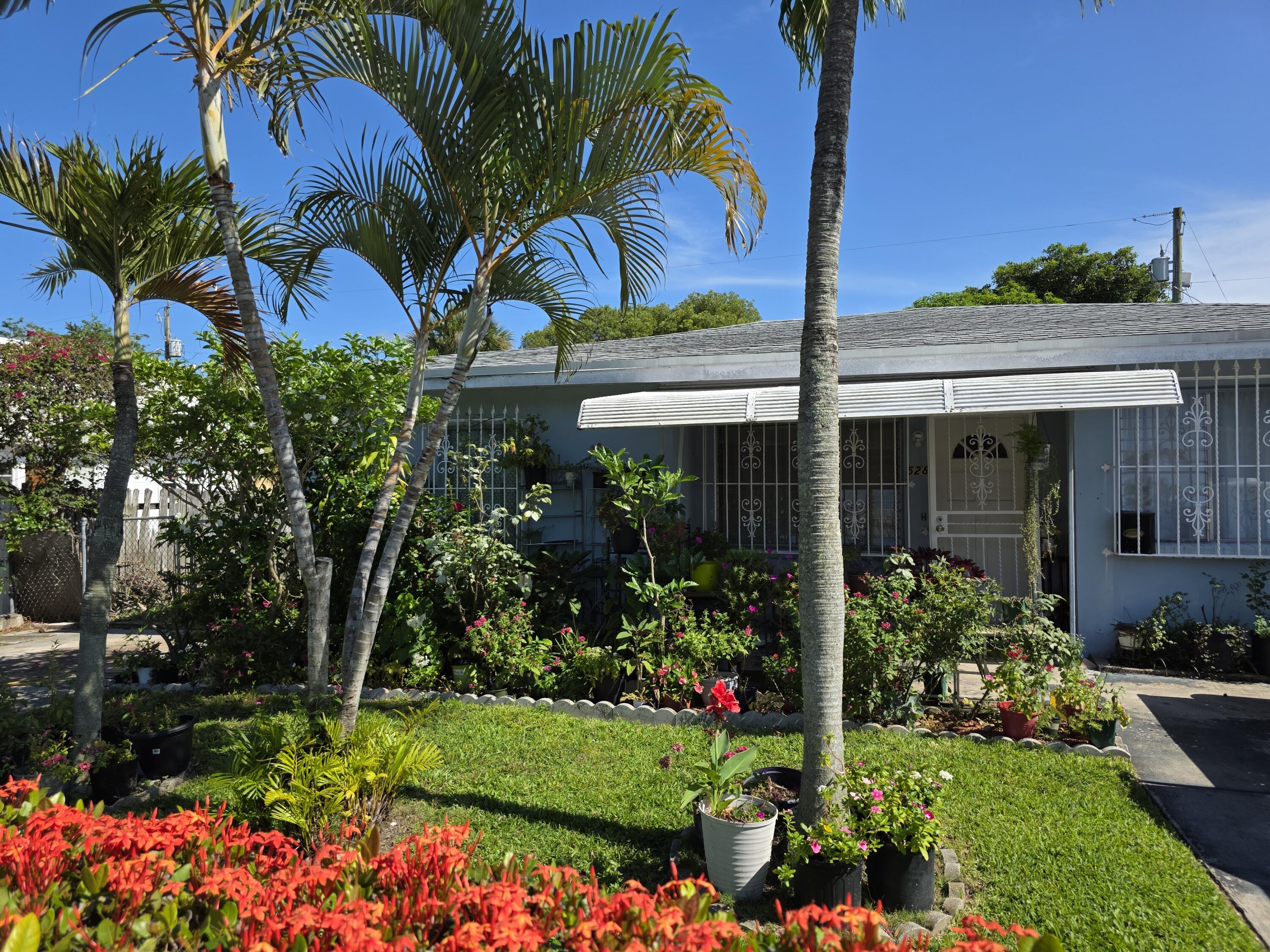 528 49th Street, West Palm Beach FL 33407