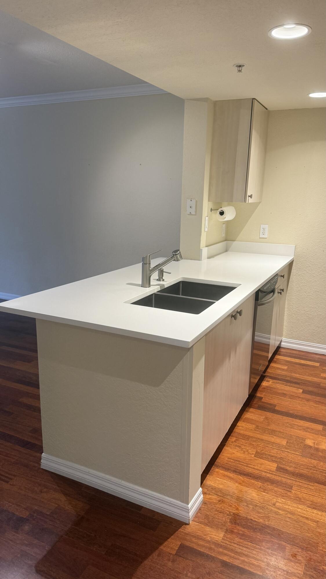 1801 N FLAGLER Drive # 418 — Photo 2
