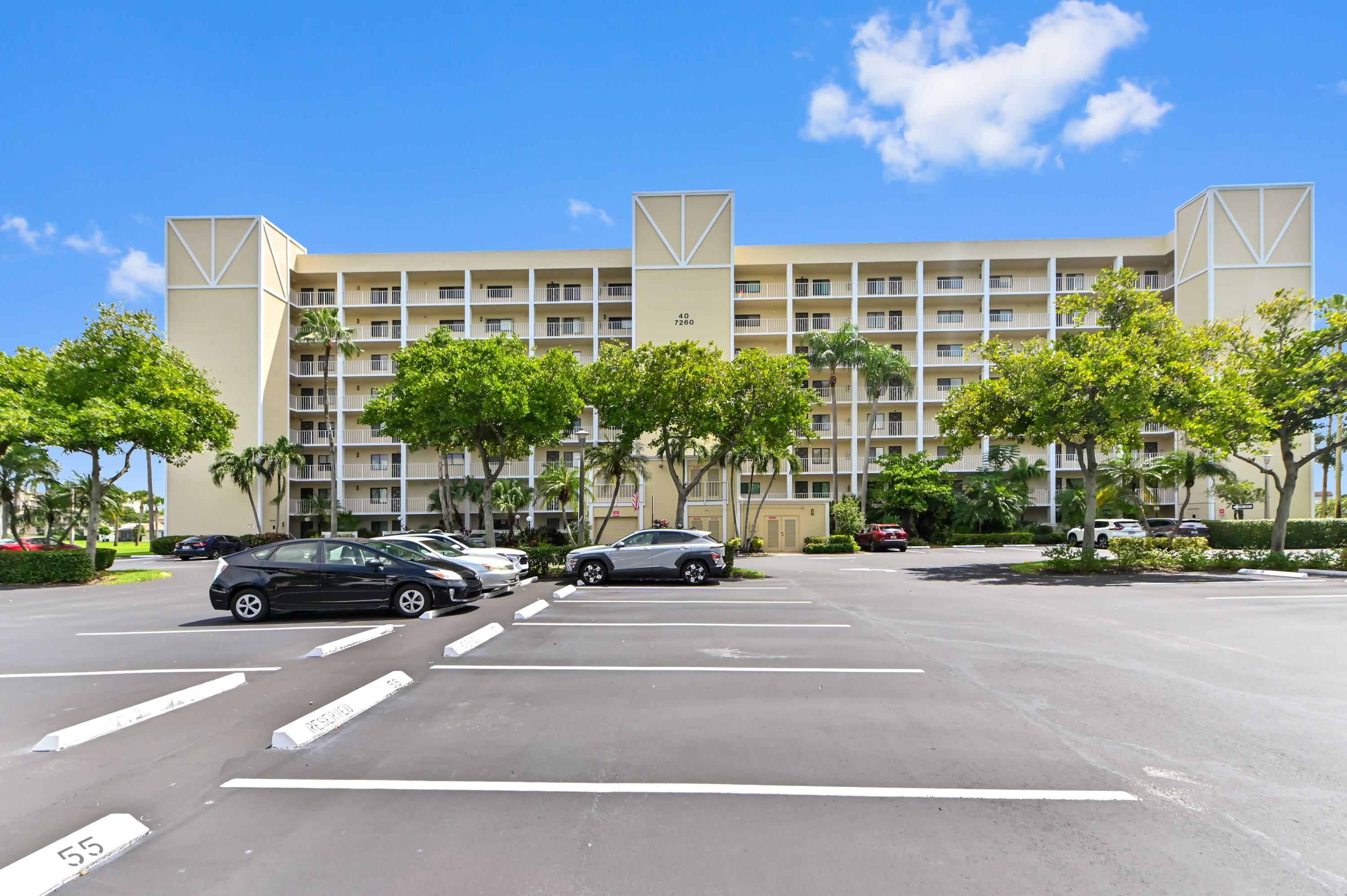 7260 KINGHURST Drive # 106, Delray Beach FL 33446