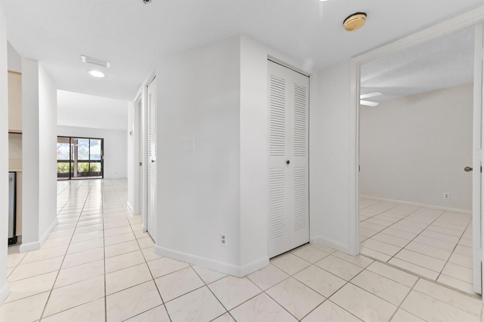 05 Hallway 01