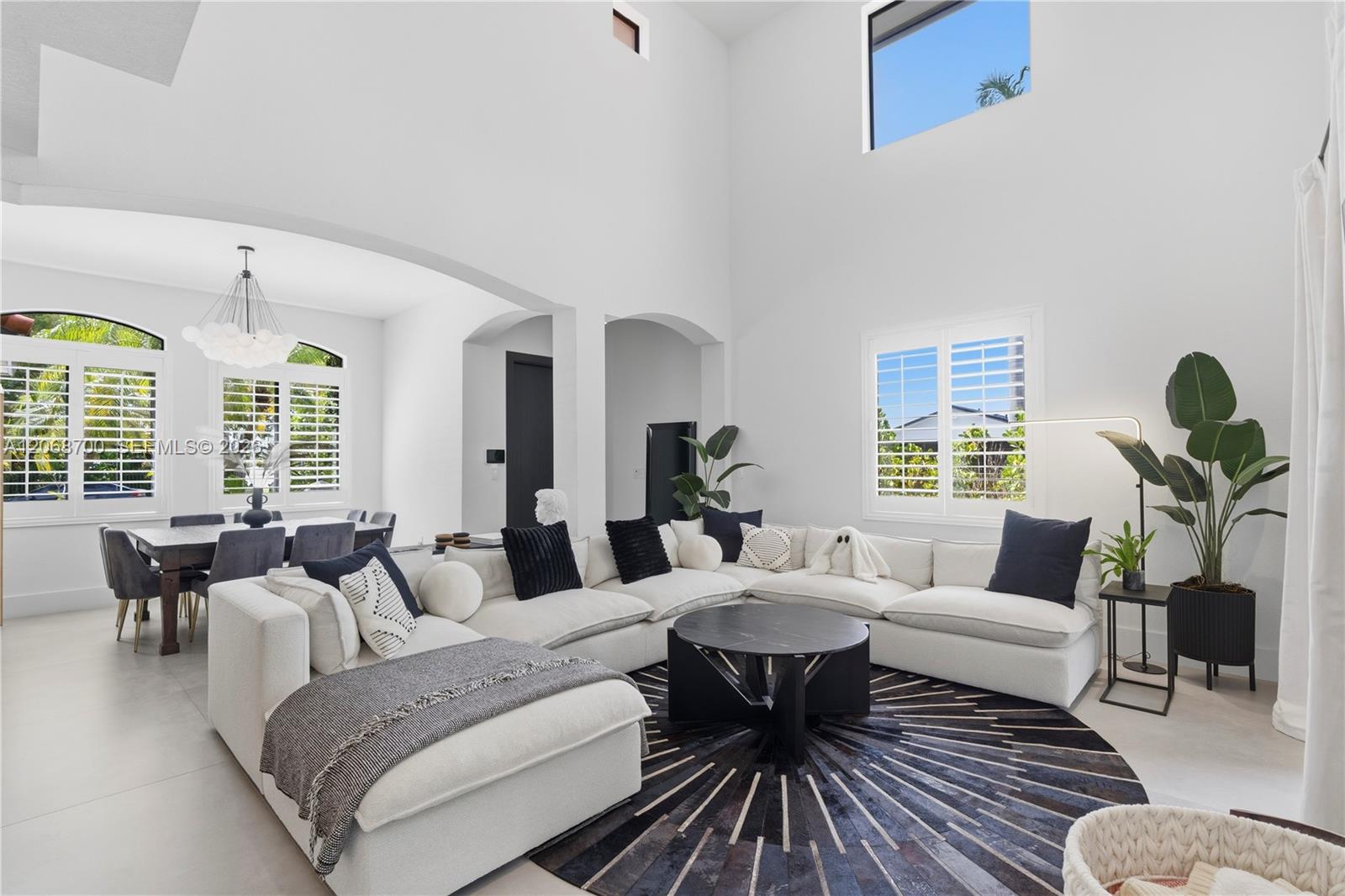 2601 SW 143rd Ave — Photo 4