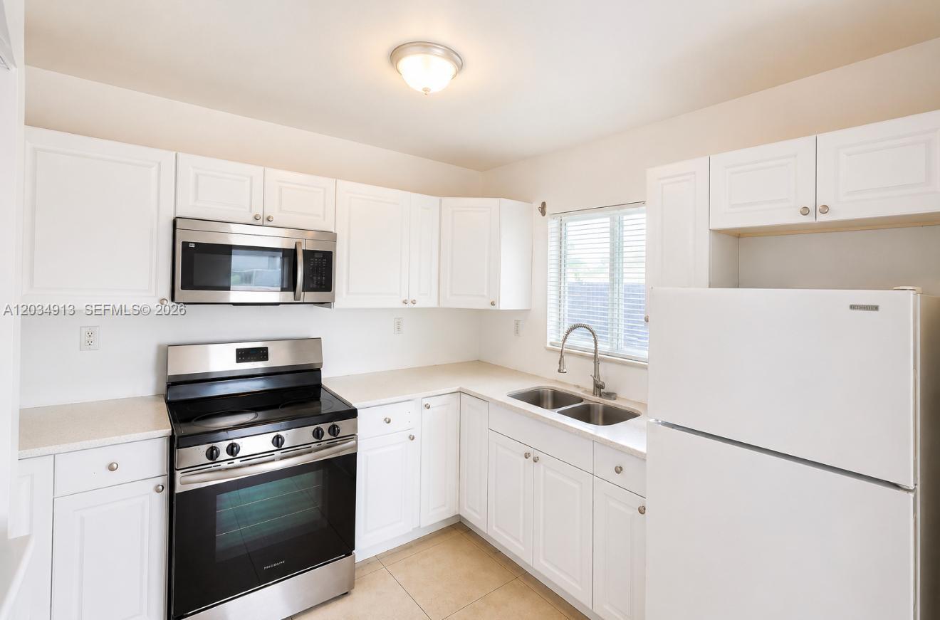 10595 SW 171st St # 10595, Miami FL 33157
