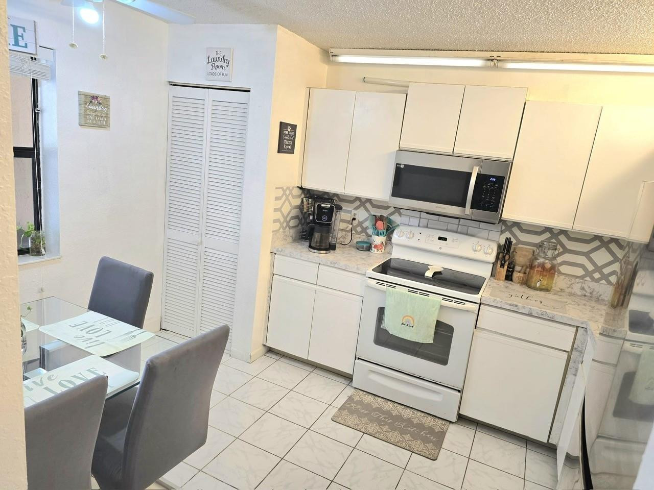 4047 NW 22nd Street # 210b — Photo 2
