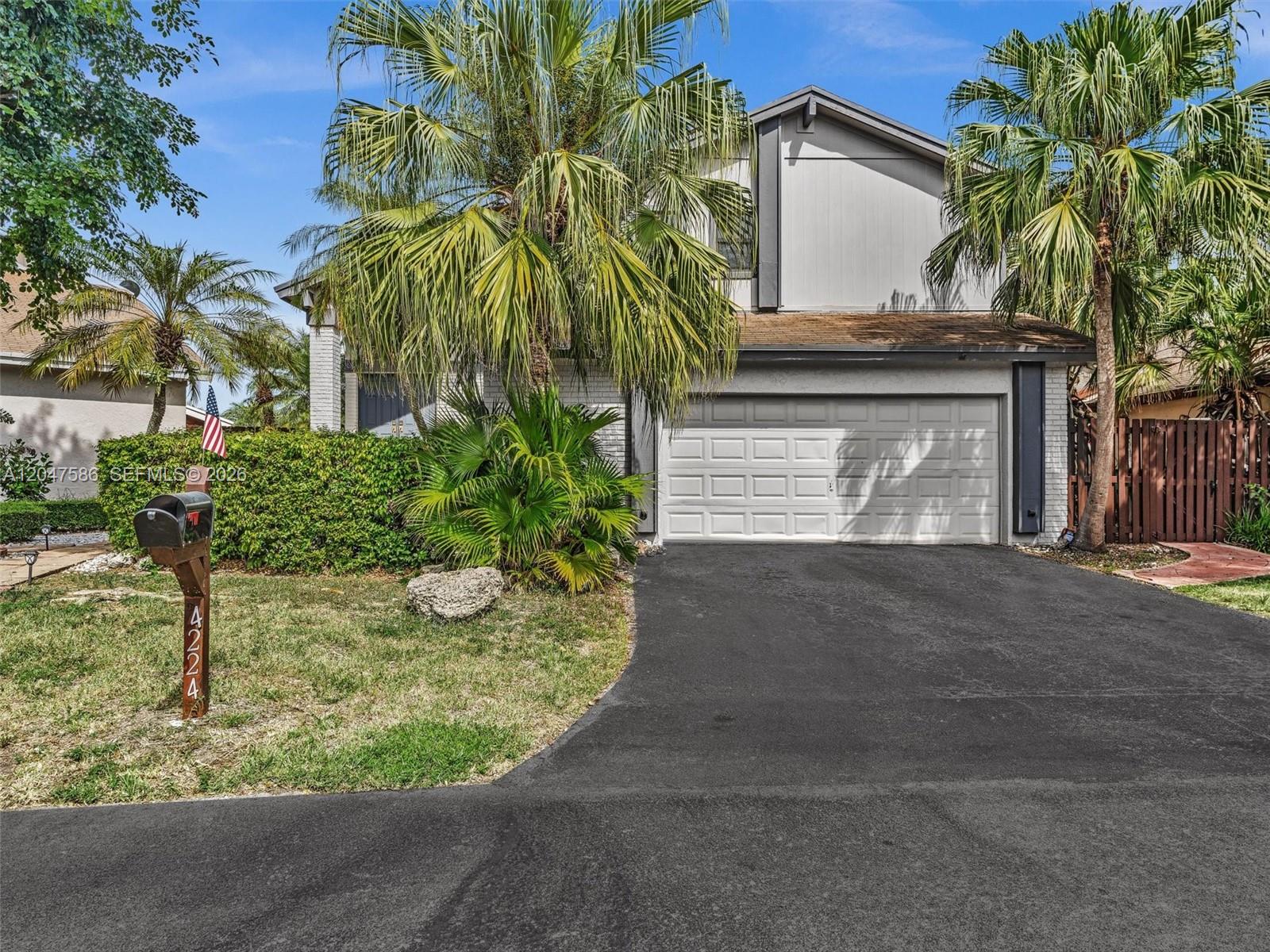 4224 SW 148th Pl, Miami FL 33185