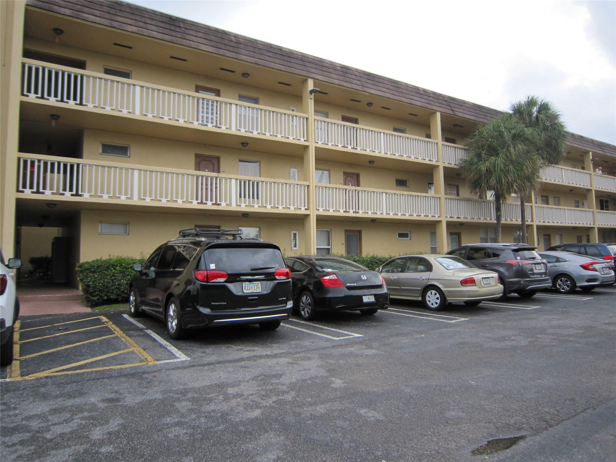 6150 NW 62nd Street # 107, Fort Lauderdale FL 33319