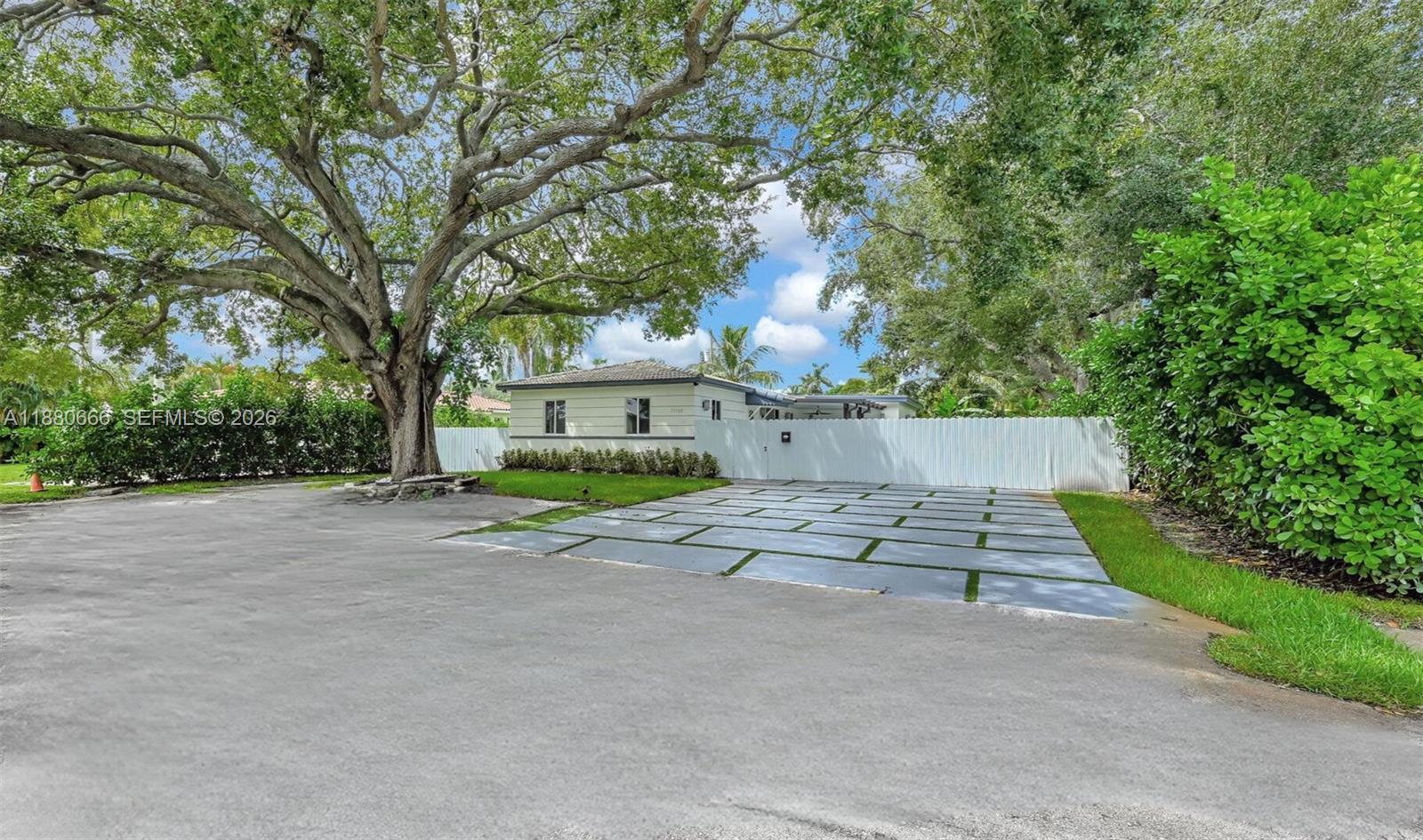 11102 NE 9th Ct, Biscayne Park FL 33161