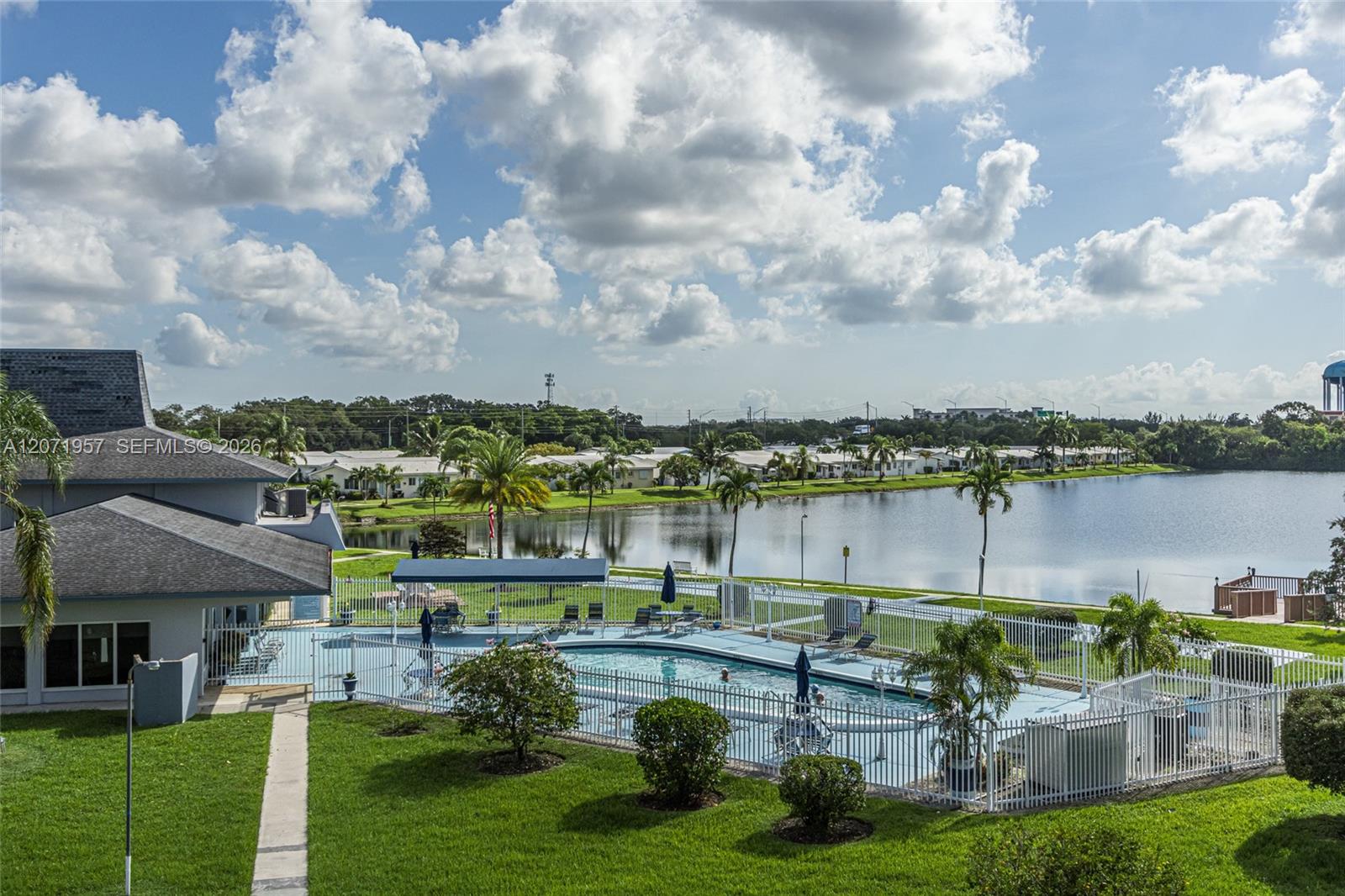 2223 Park Ln # 314, Hollywood FL 33021