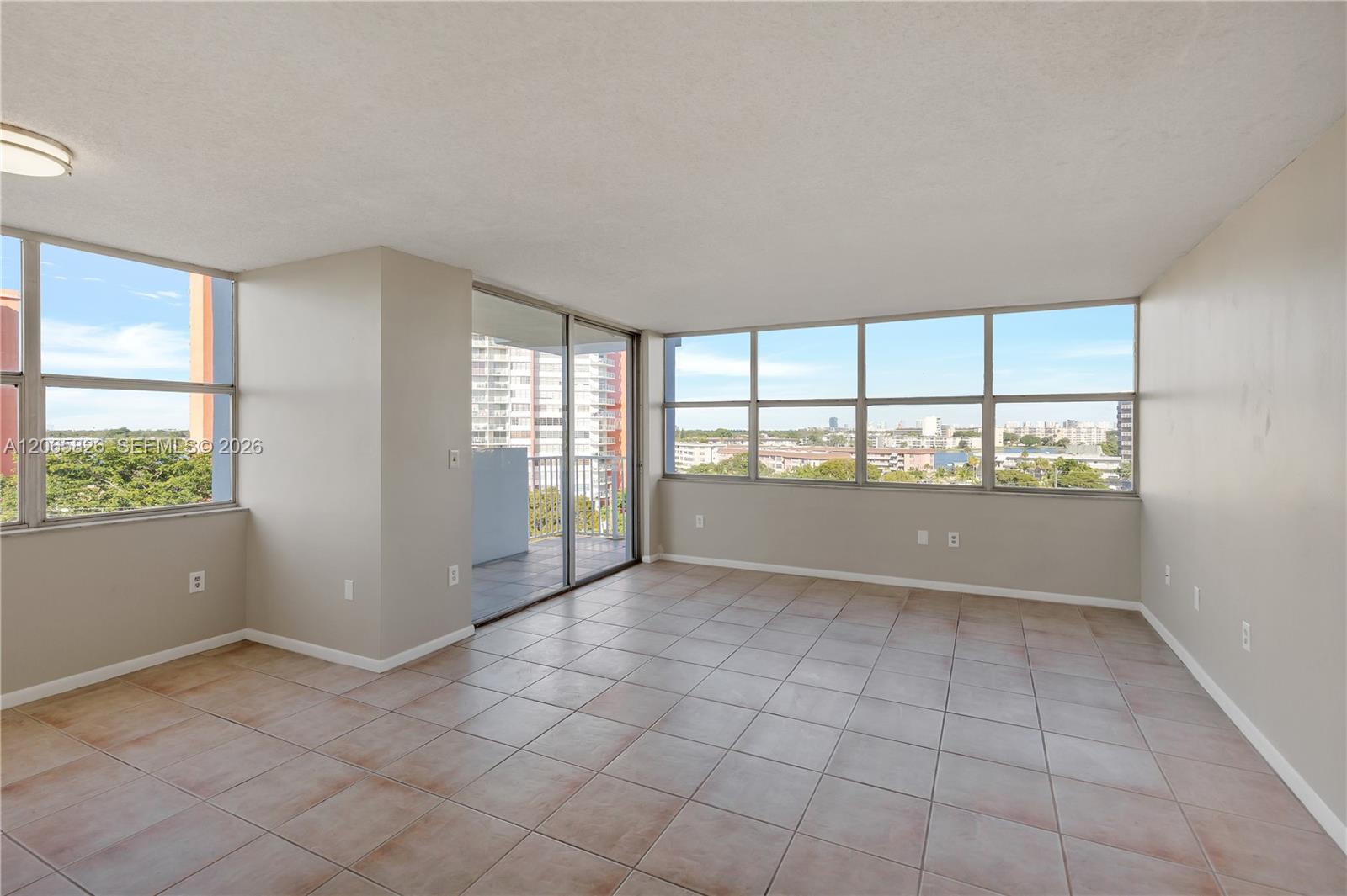 1300 NE Miami Gardens Dr # 714E, Miami FL 33179