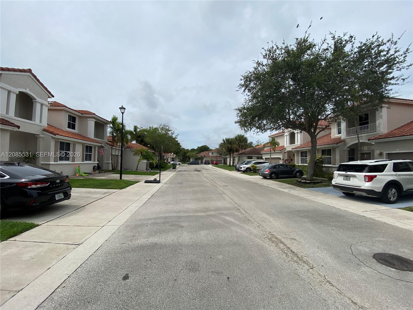 856 NW 132nd Ave — Photo 5