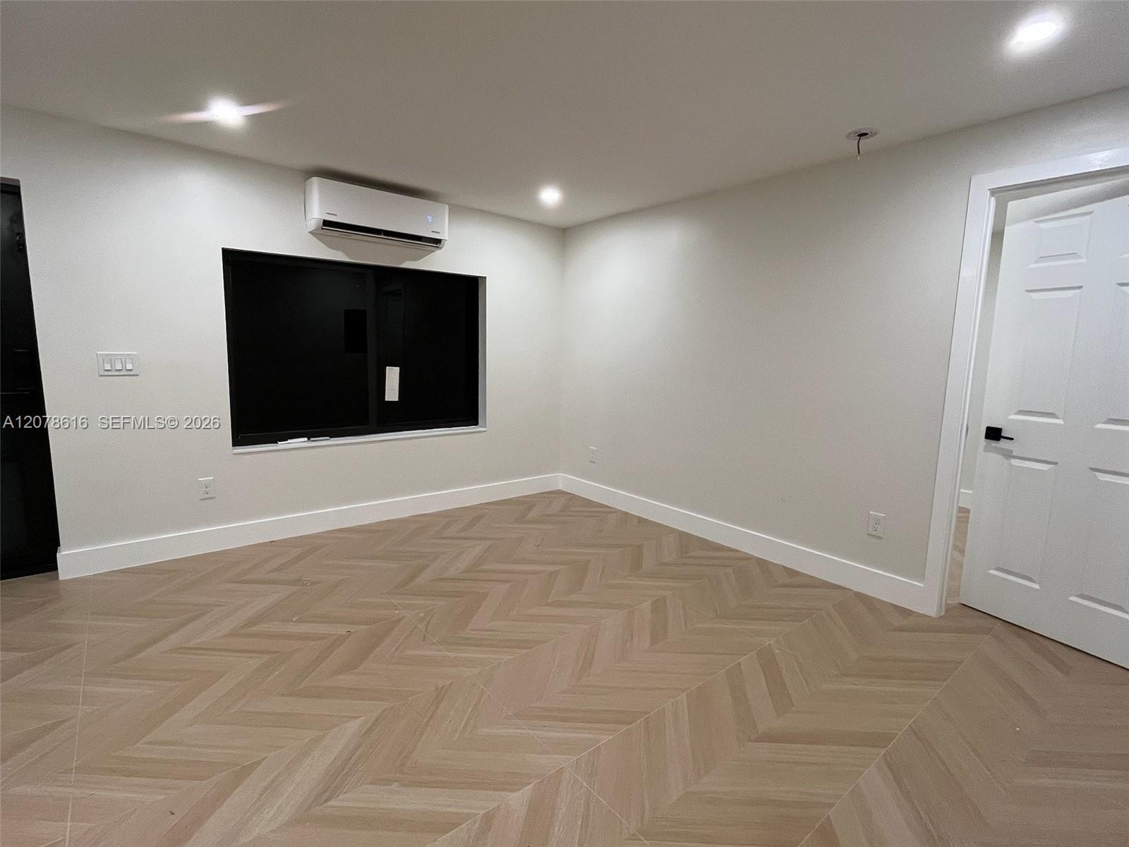 2510 Scott St # 2 — Photo 3