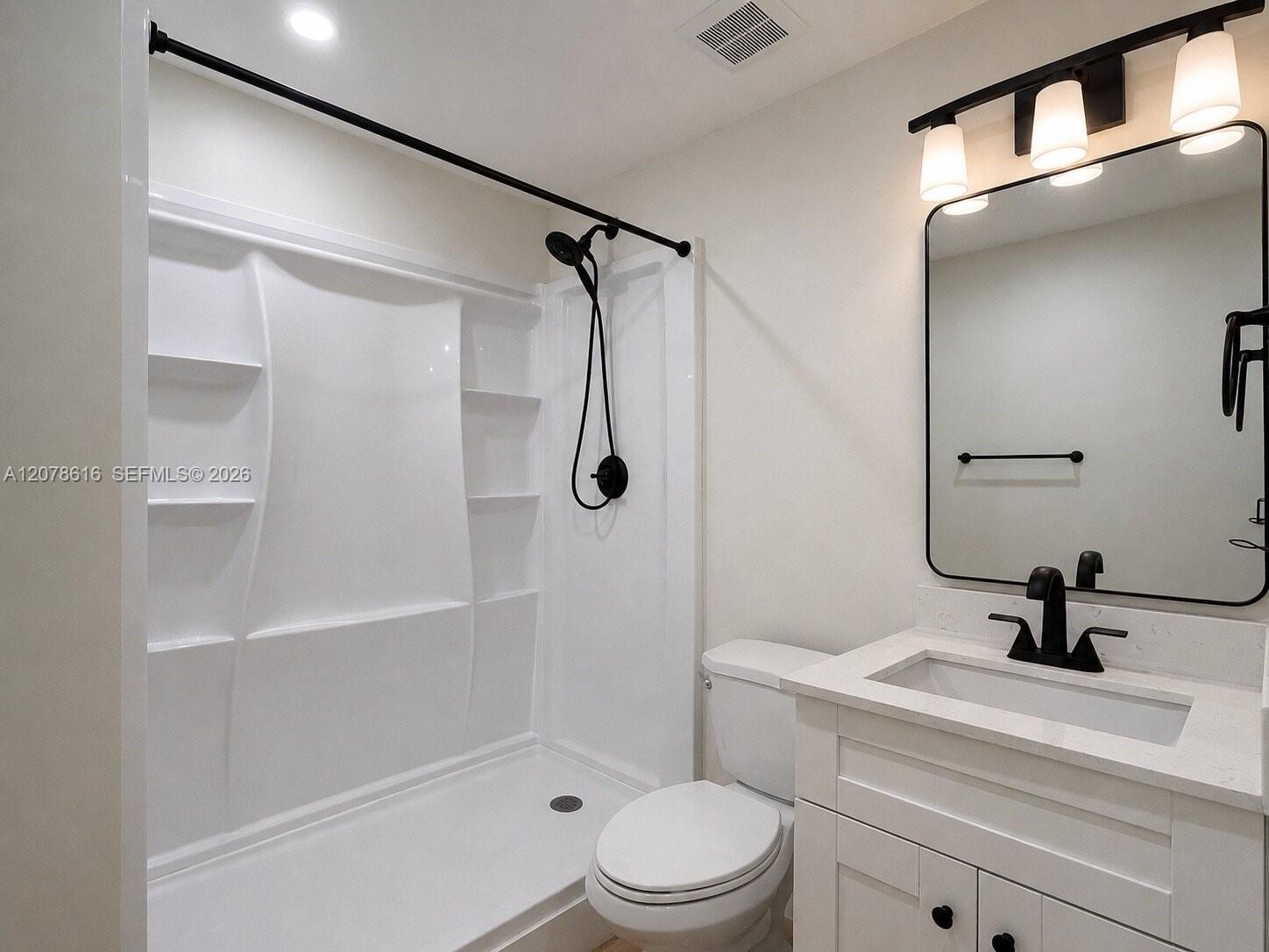 2510 Scott St # 2 — Photo 4
