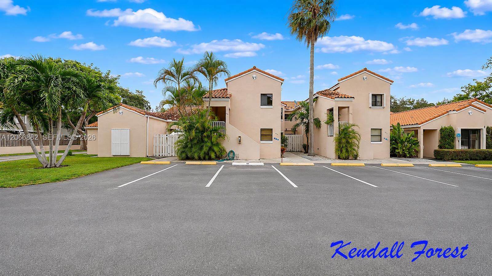 11830 SW 80th St # 427, Miami FL 33183
