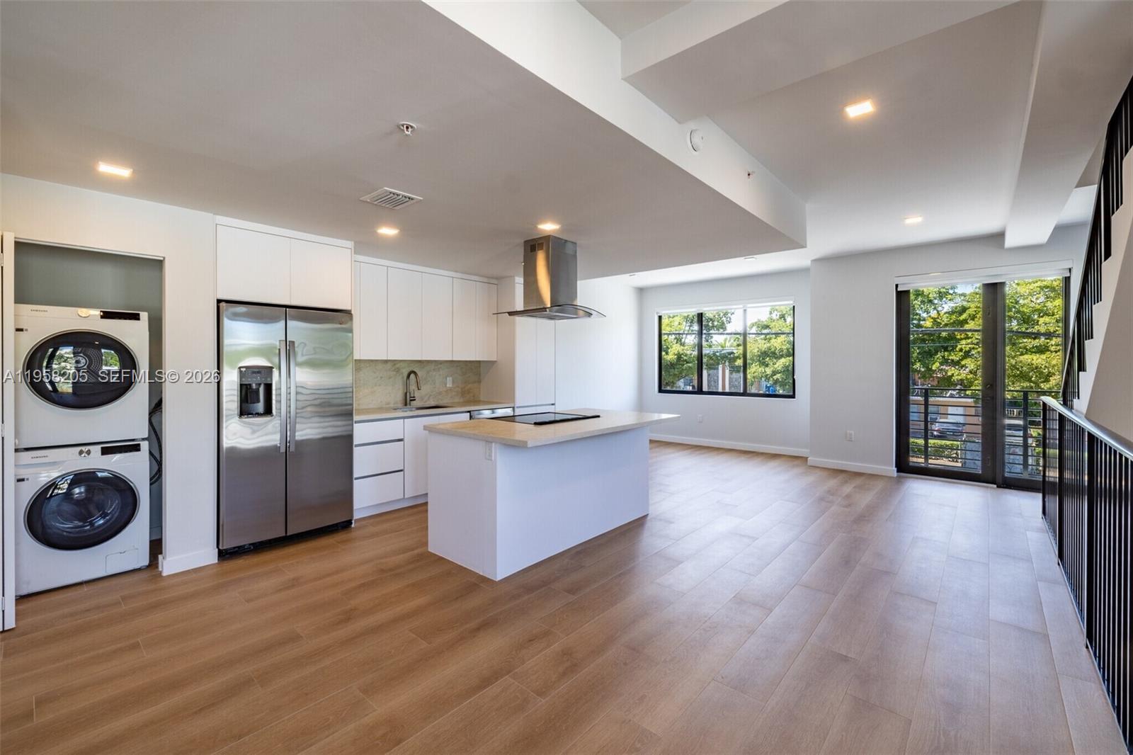 1376 SW 4th St # 401, Miami FL 33135