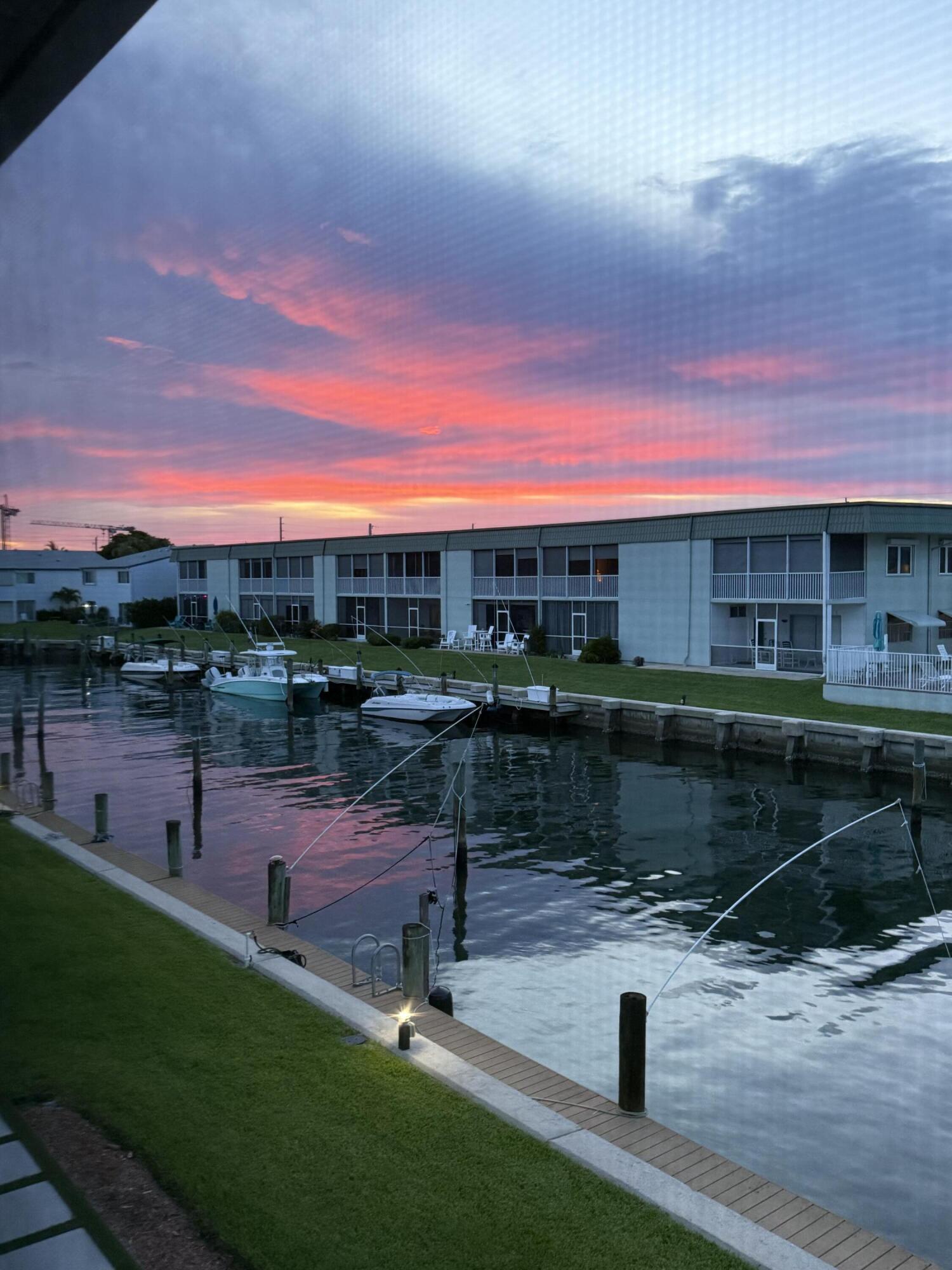 117 LEHANE Terrace # 206, North Palm Beach FL 33408