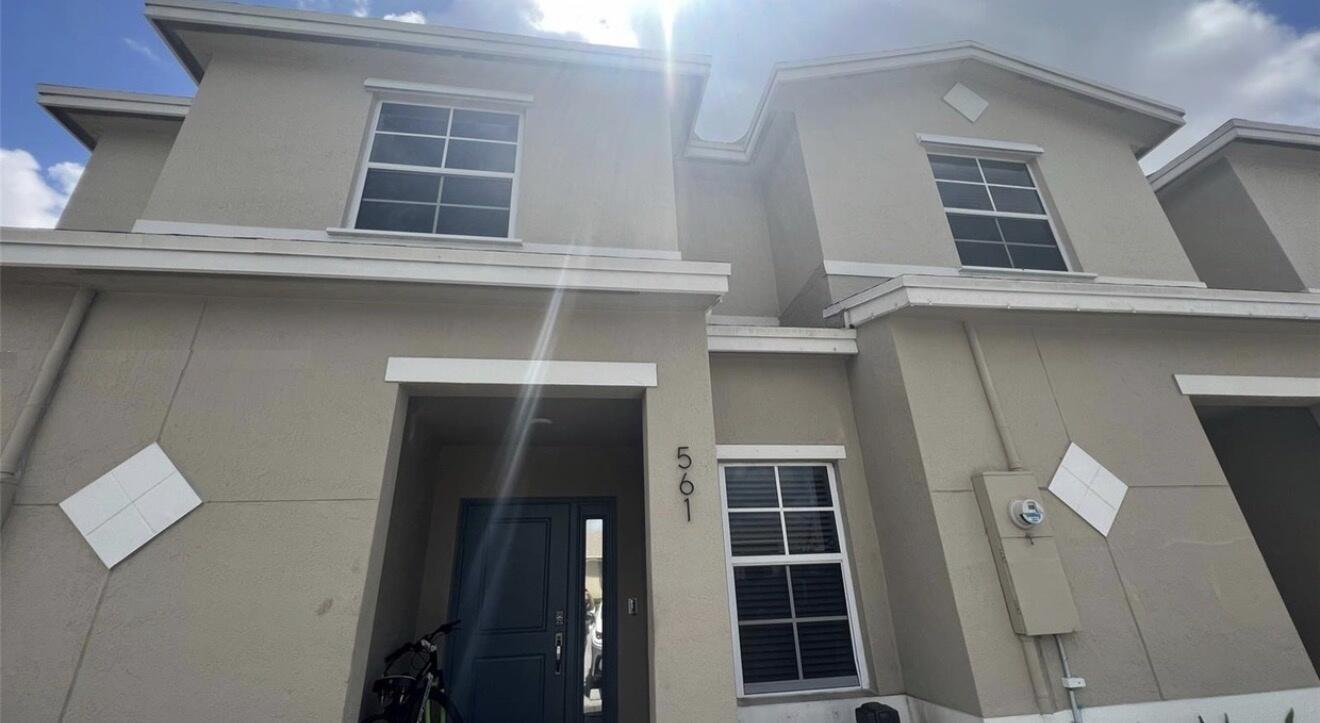 561 NE 5th Way, Florida City FL 33034