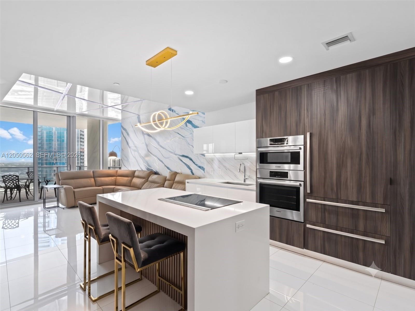 851 NE 1st Ave # 3000, Miami FL 33132