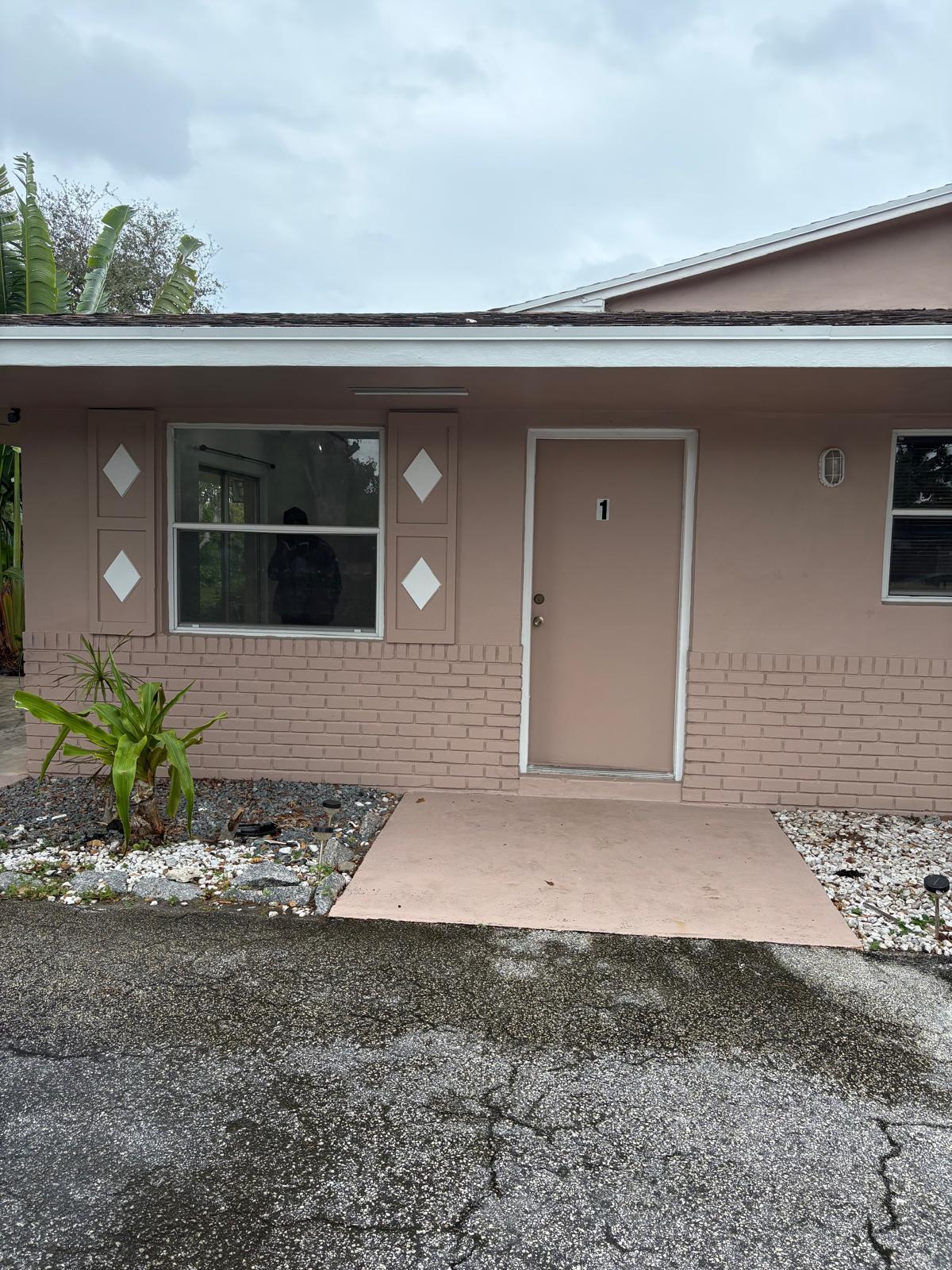 2801 Albatross Rd, Delray Beach FL 33444
