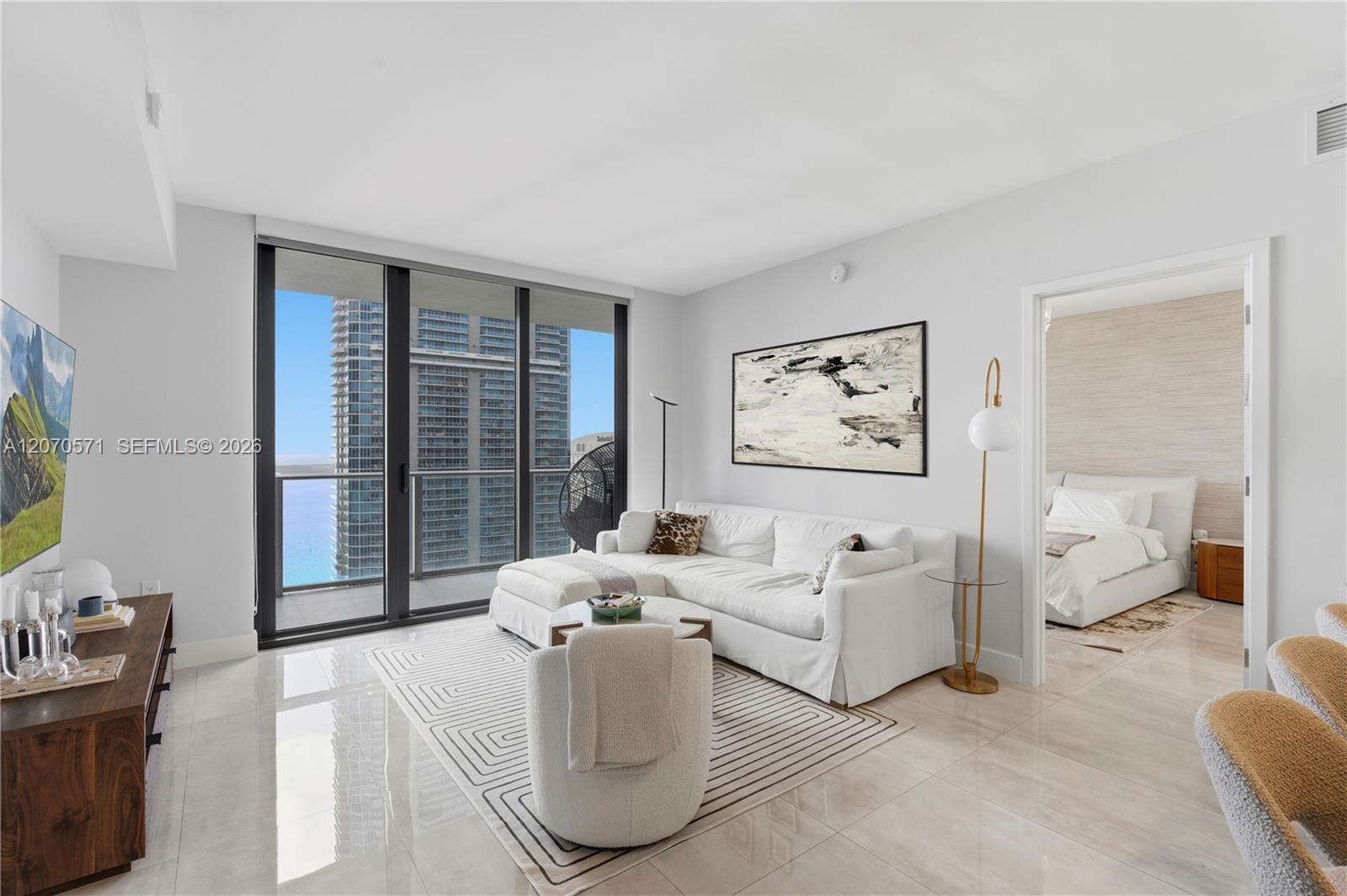 1010 Brickell Ave # 3903 — Photo 3