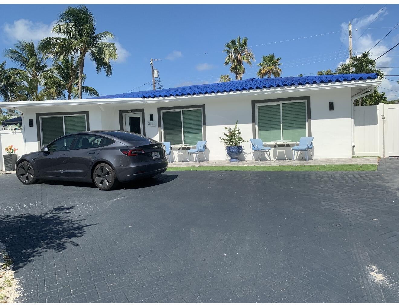 3760 NE 16TH Avenue, Oakland Park FL 33334