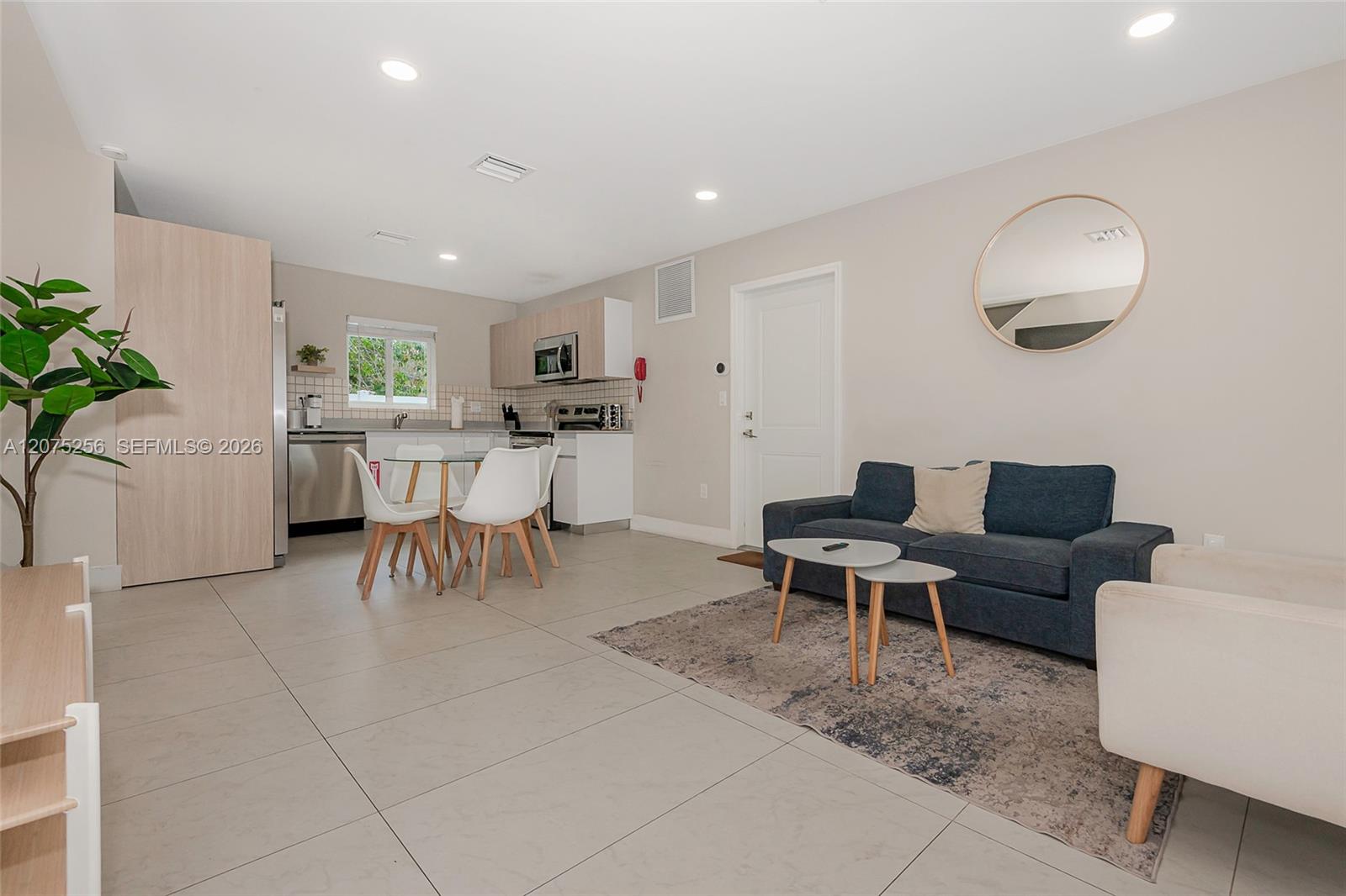 507 NW 8th Ave # 1 — Photo 3
