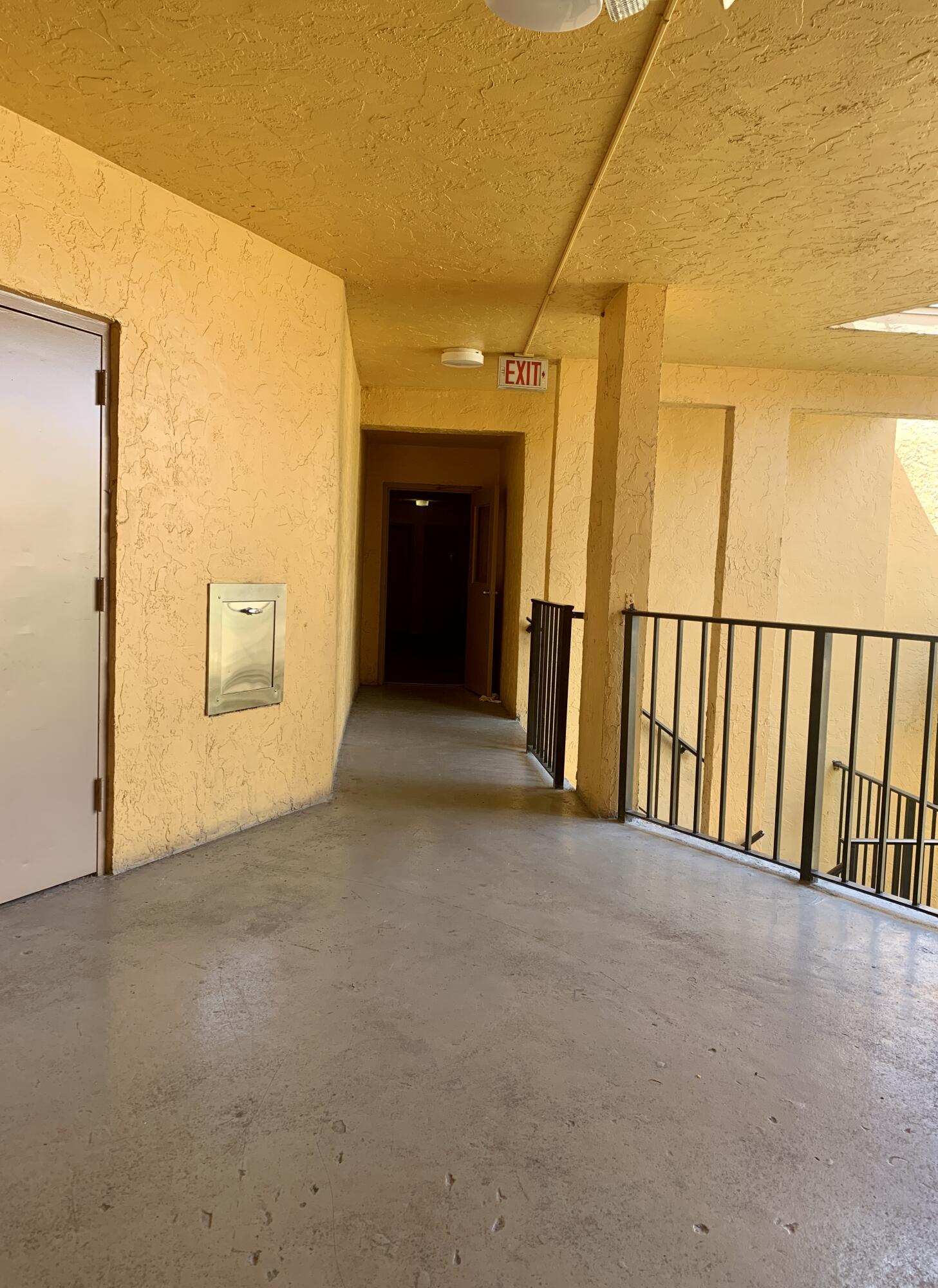 4364 NW 9TH Avenue # 3B — Photo 2