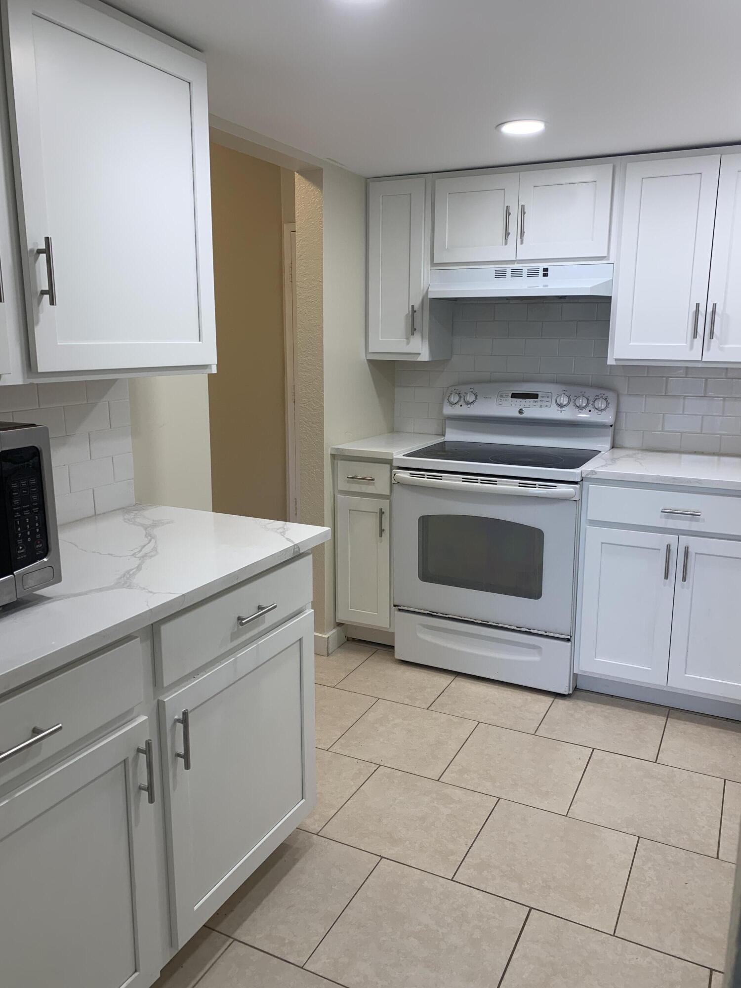 4364 NW 9TH Avenue # 3B — Photo 5