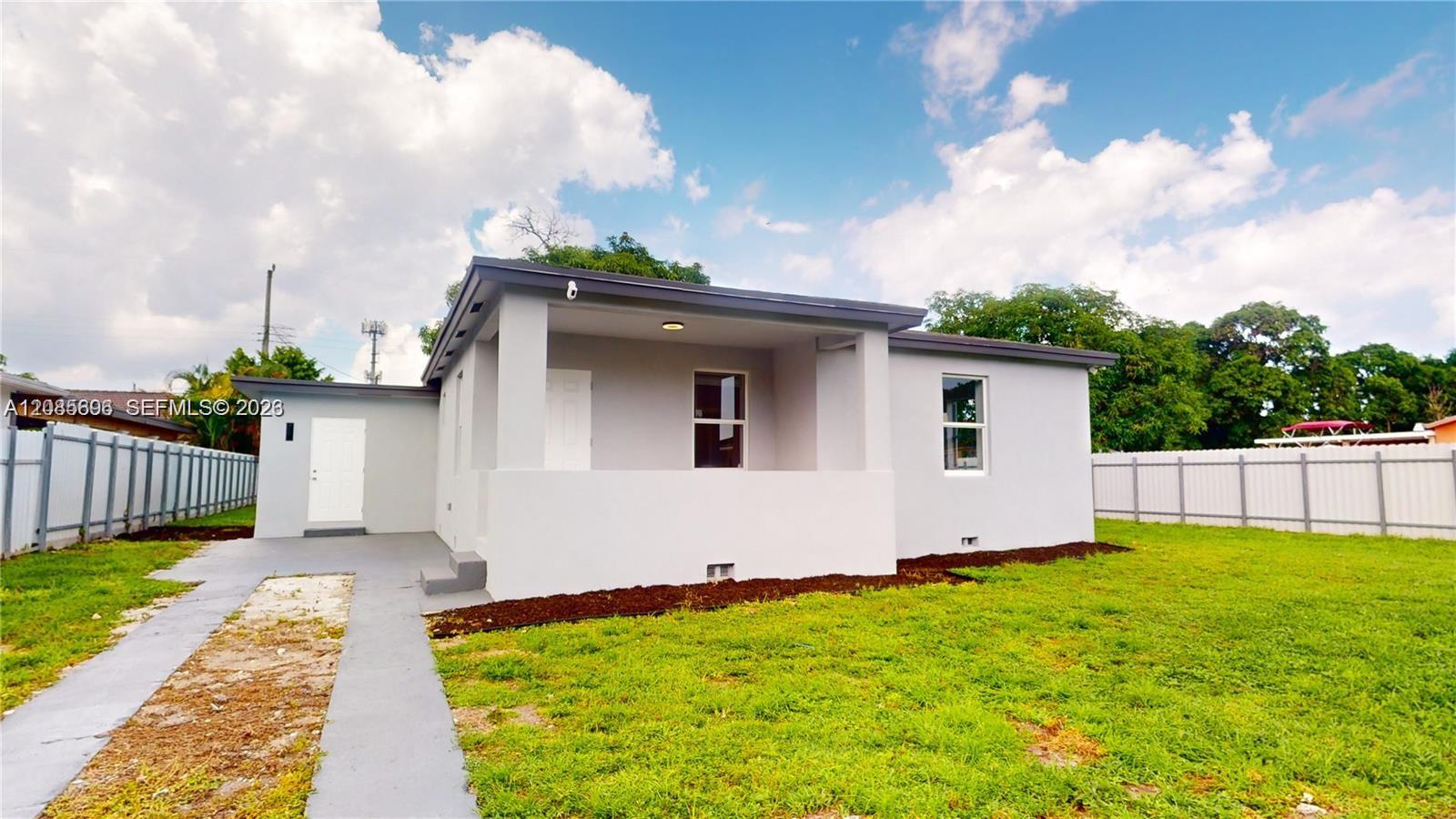 511 SE 2nd Street, Hialeah FL 33010