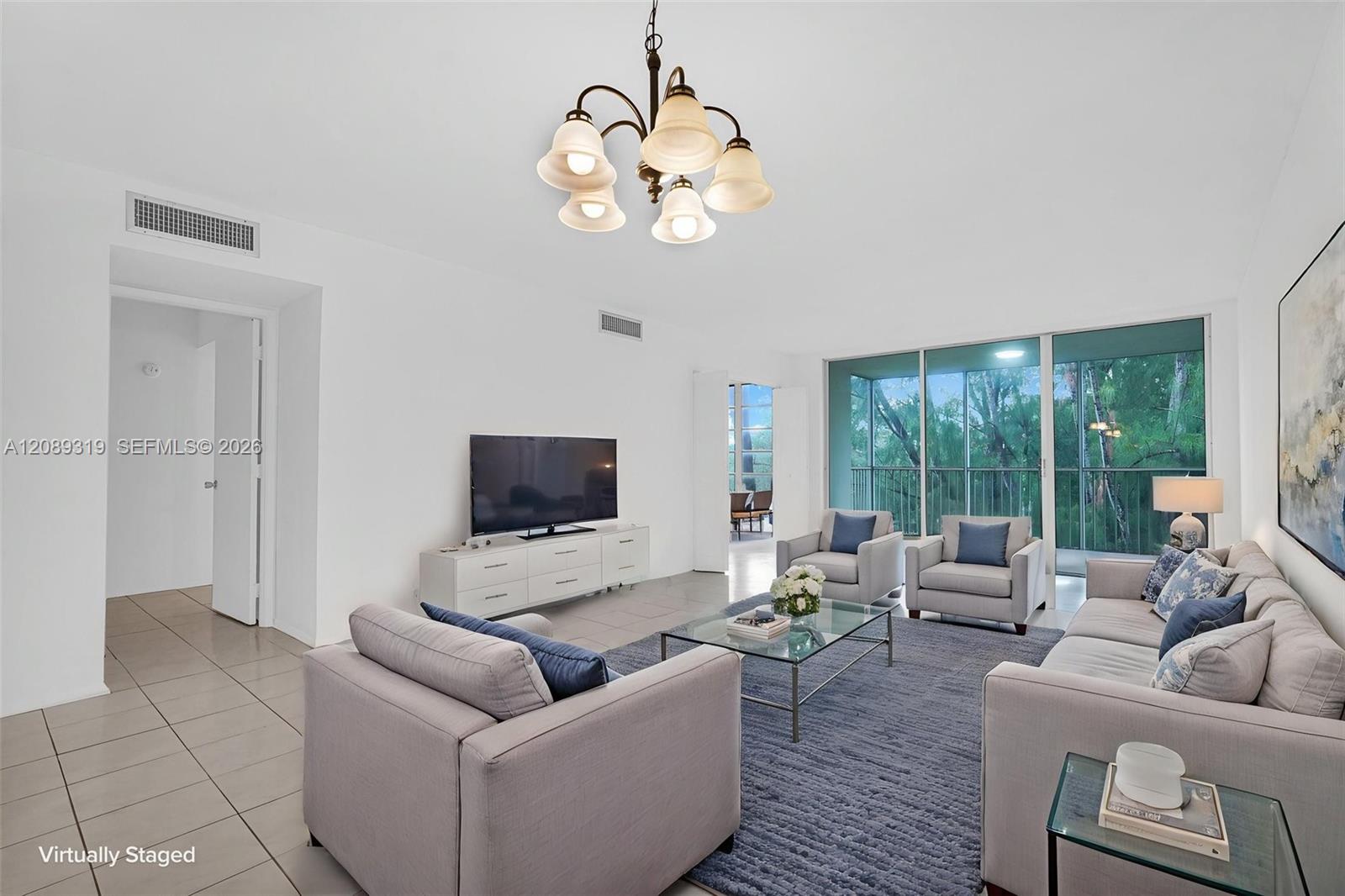 3051 S Palm Aire Dr # 308 — Photo 3