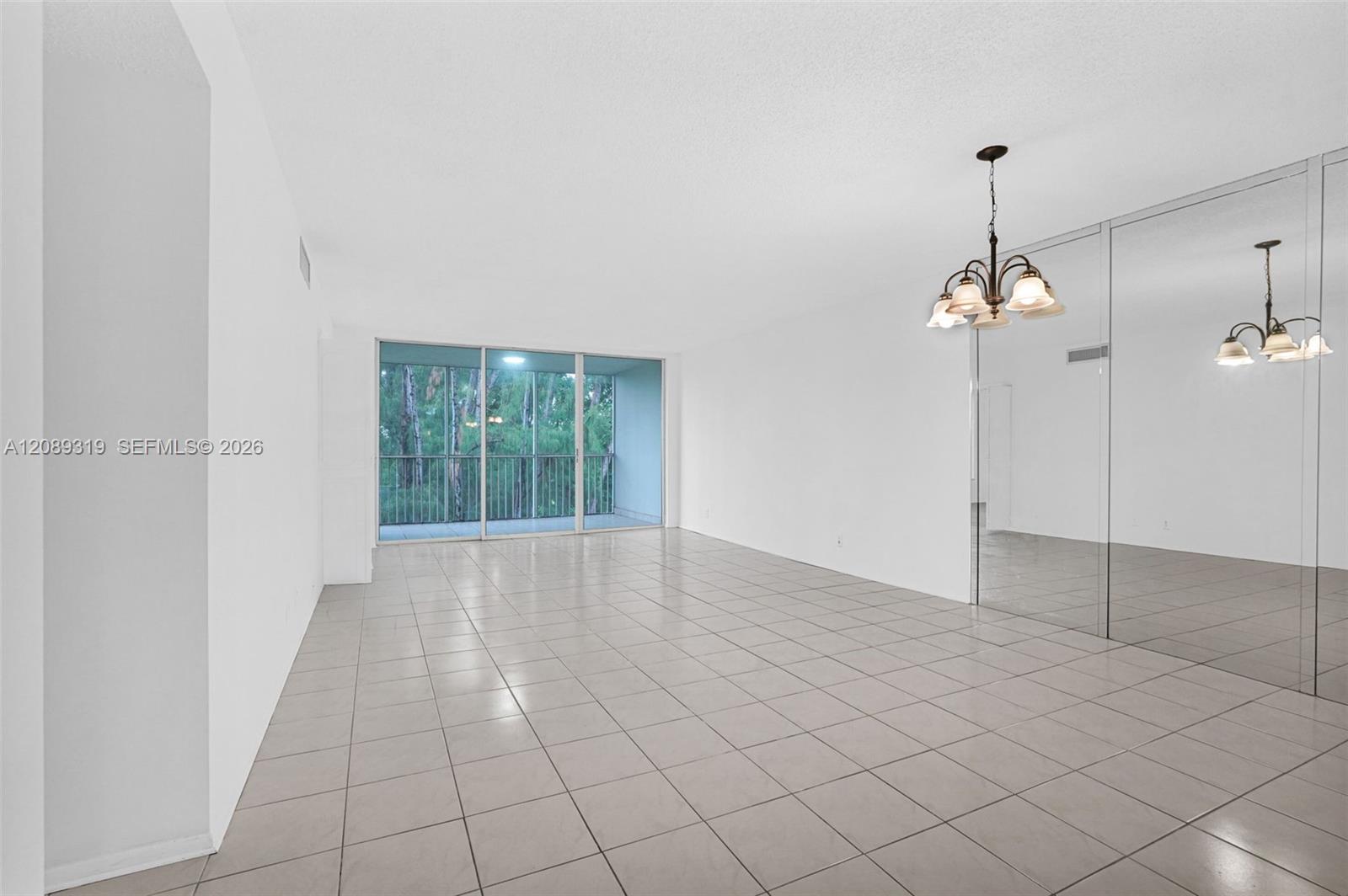 3051 S Palm Aire Dr # 308 — Photo 5