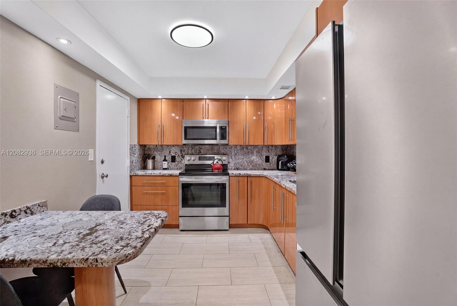 427 Golden Isles Dr # 11C — Photo 4